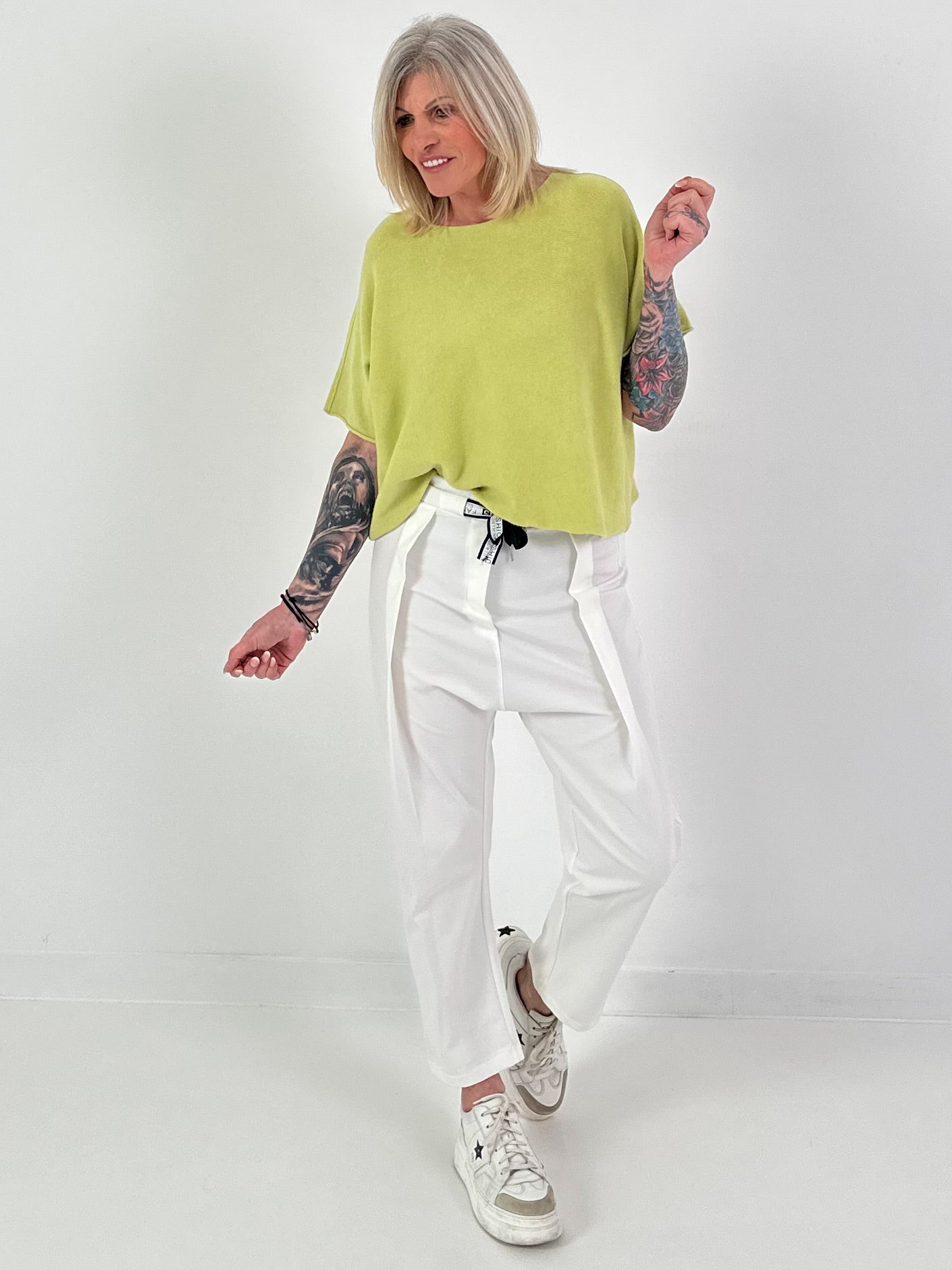 Short-sleeved knit sweater - green