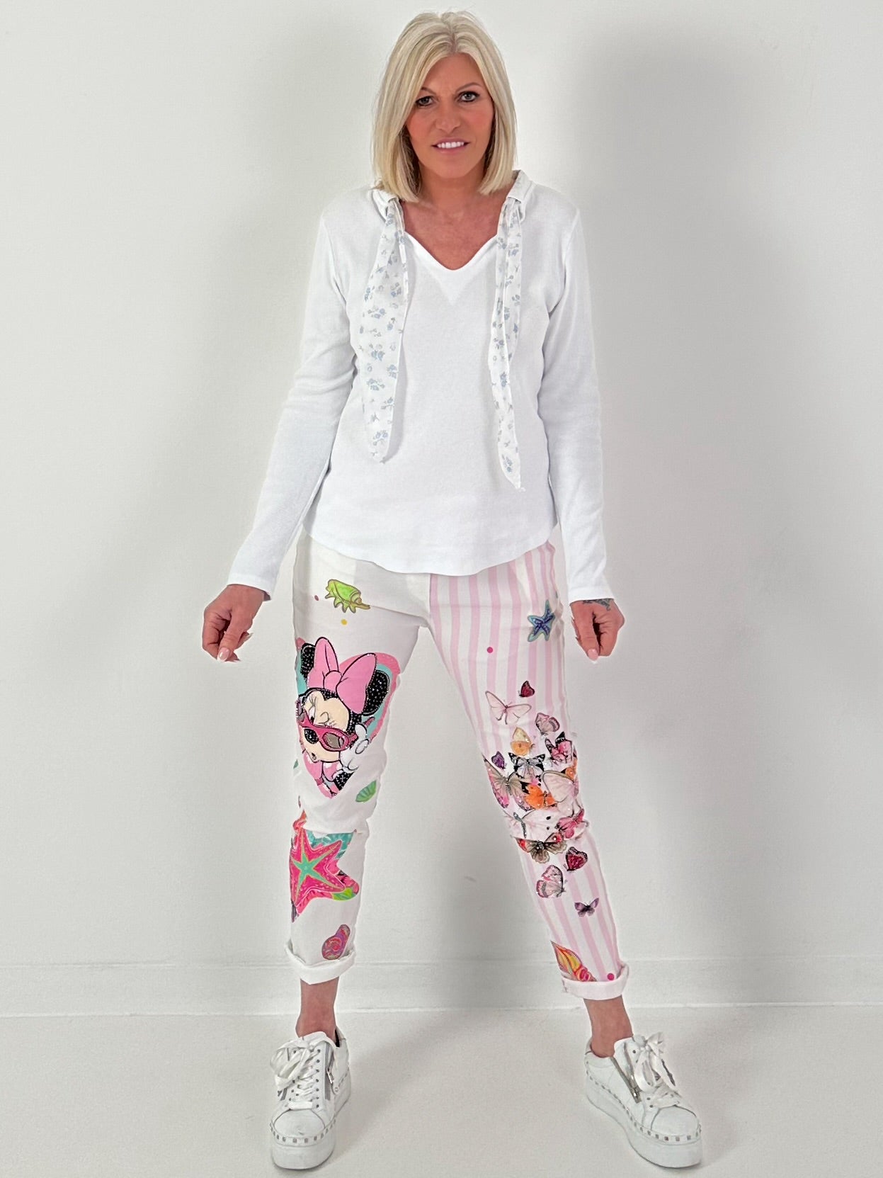 Ripp-Shirt mit floralen Bändern - weiss