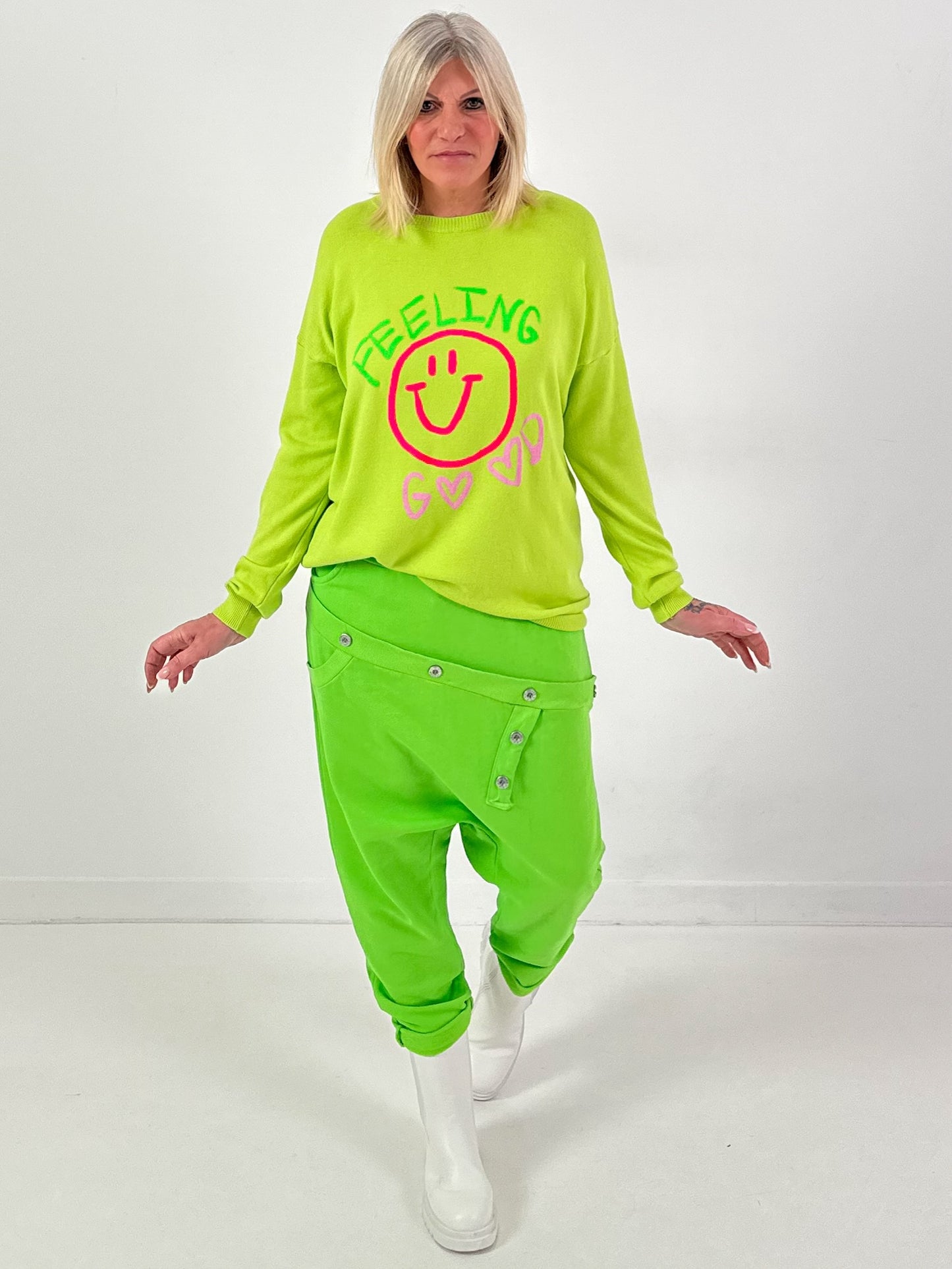 Strickpullover Modell "Feeling Good Vibes" - apfelgrün