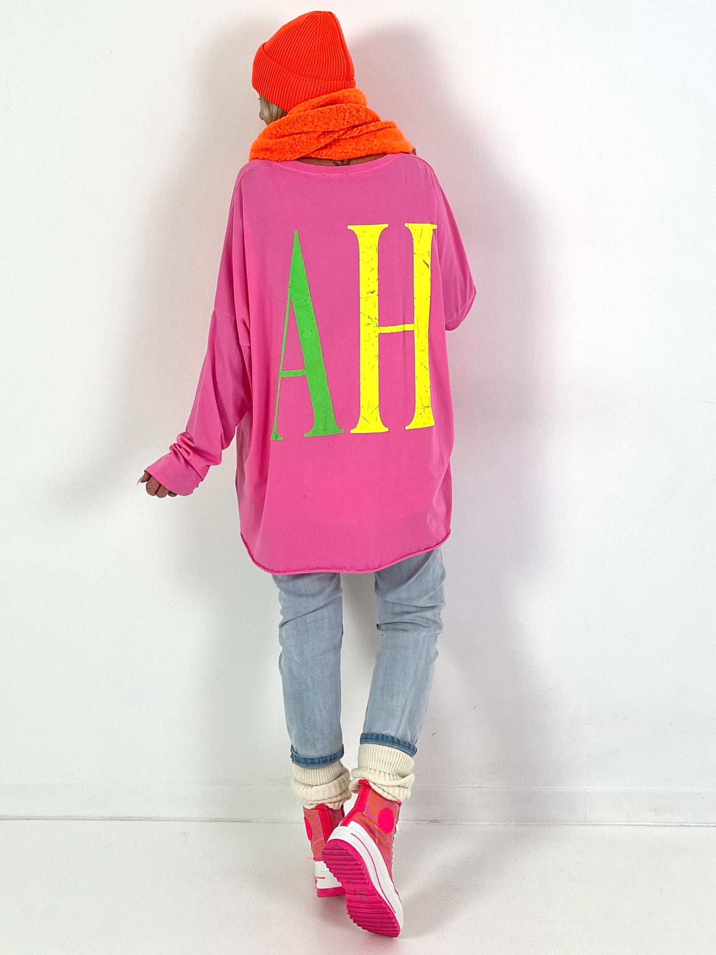 Oversized shirt model "YEAH" - bubble pink