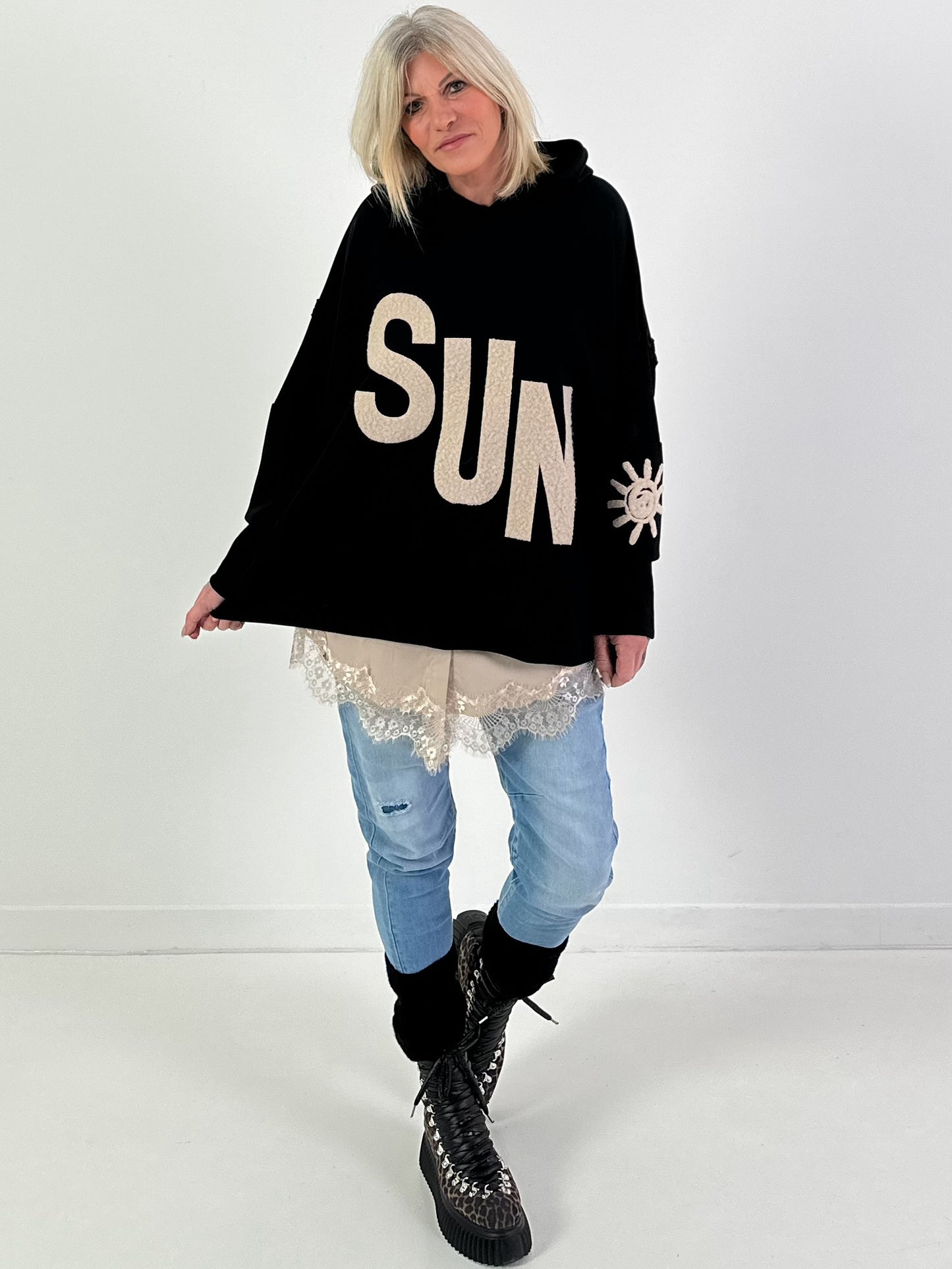 Oversized hoodie model "SUN" - black