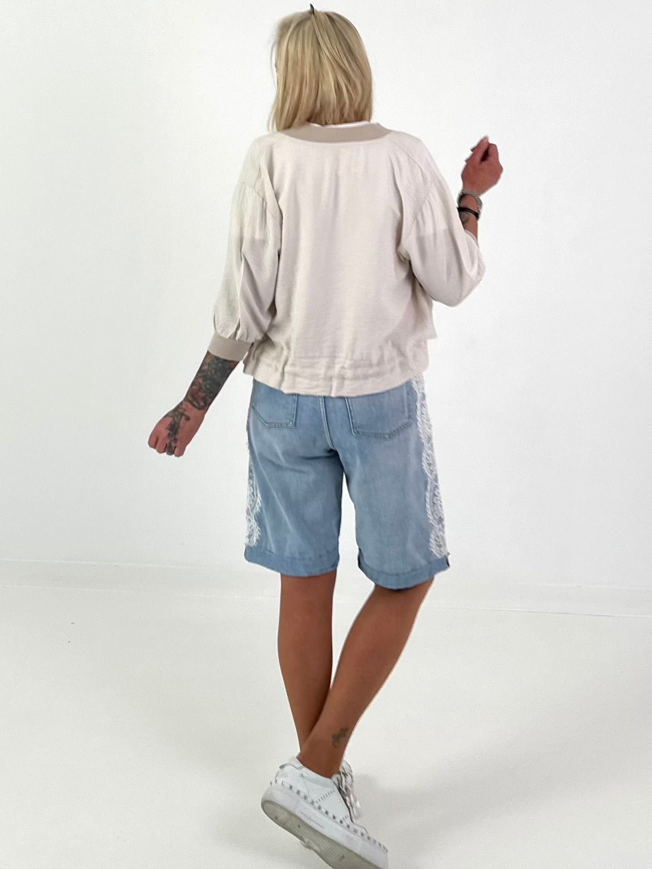 Lichtgewicht blouson met strikdetail - beige