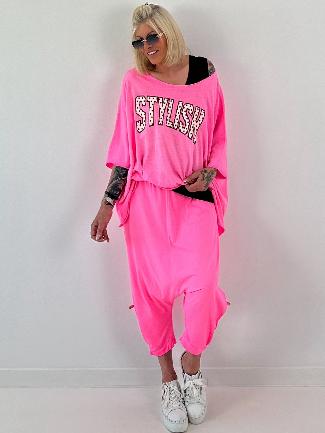 Sweatshirt Baggy mit Beinraffung - neonpink