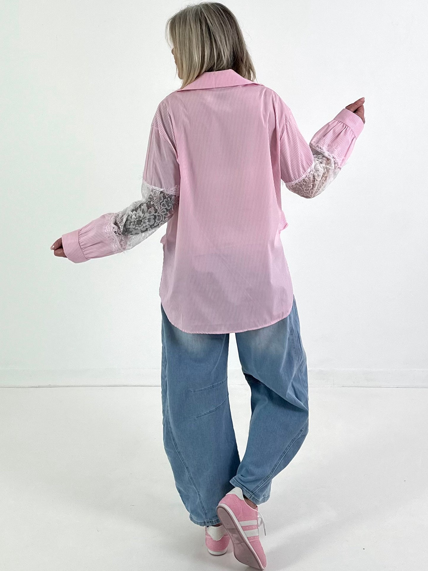 Bluse mit Spitzeneinsätzen - rosa