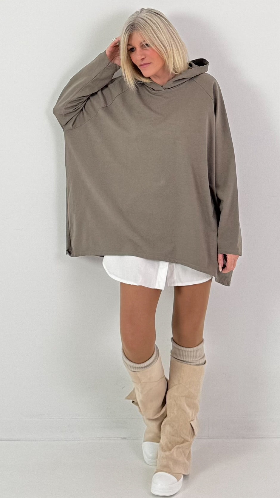 Hoodie Modell "Neon Icon Clash" - taupe