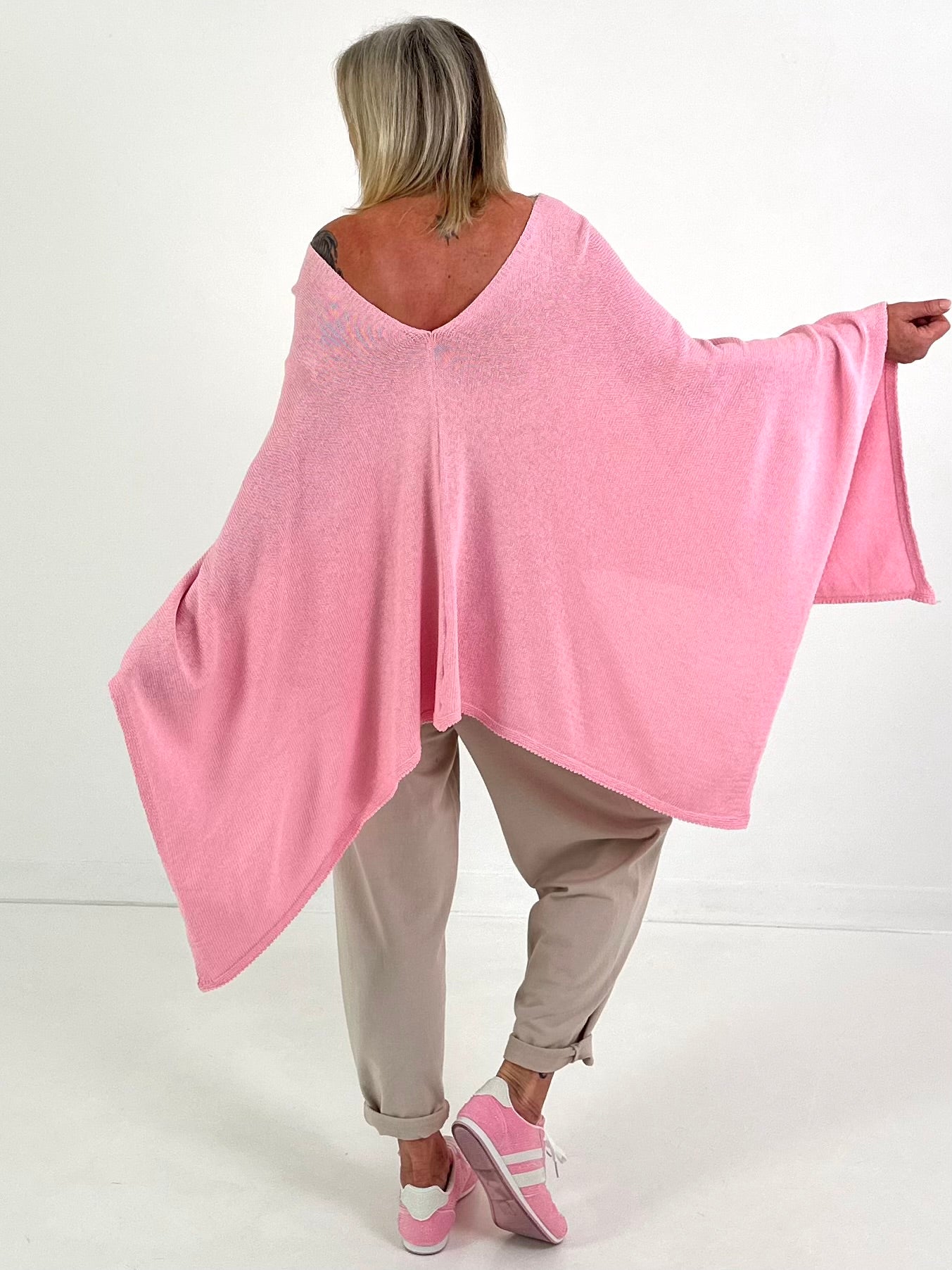 Oversized Sommerstrick Poncho - rosa
