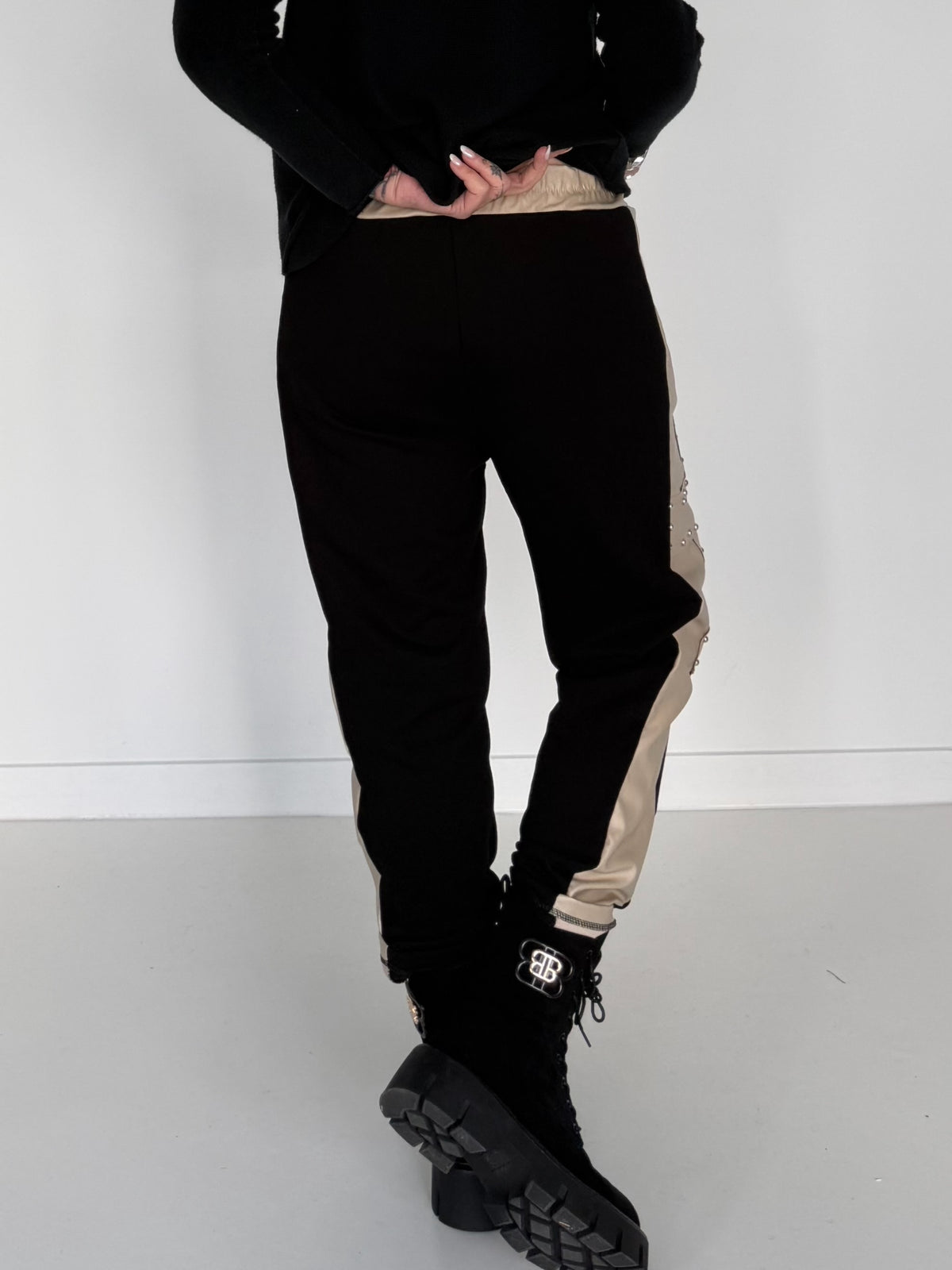 Sweathose im Materialmix - schwarz-beige