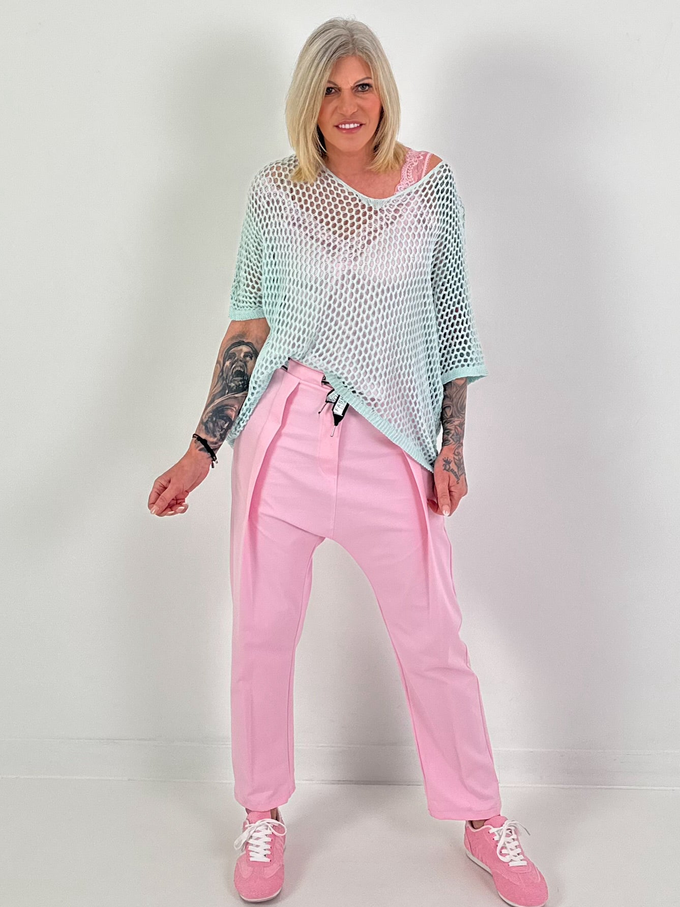 Trousers with wide pleats - pink
