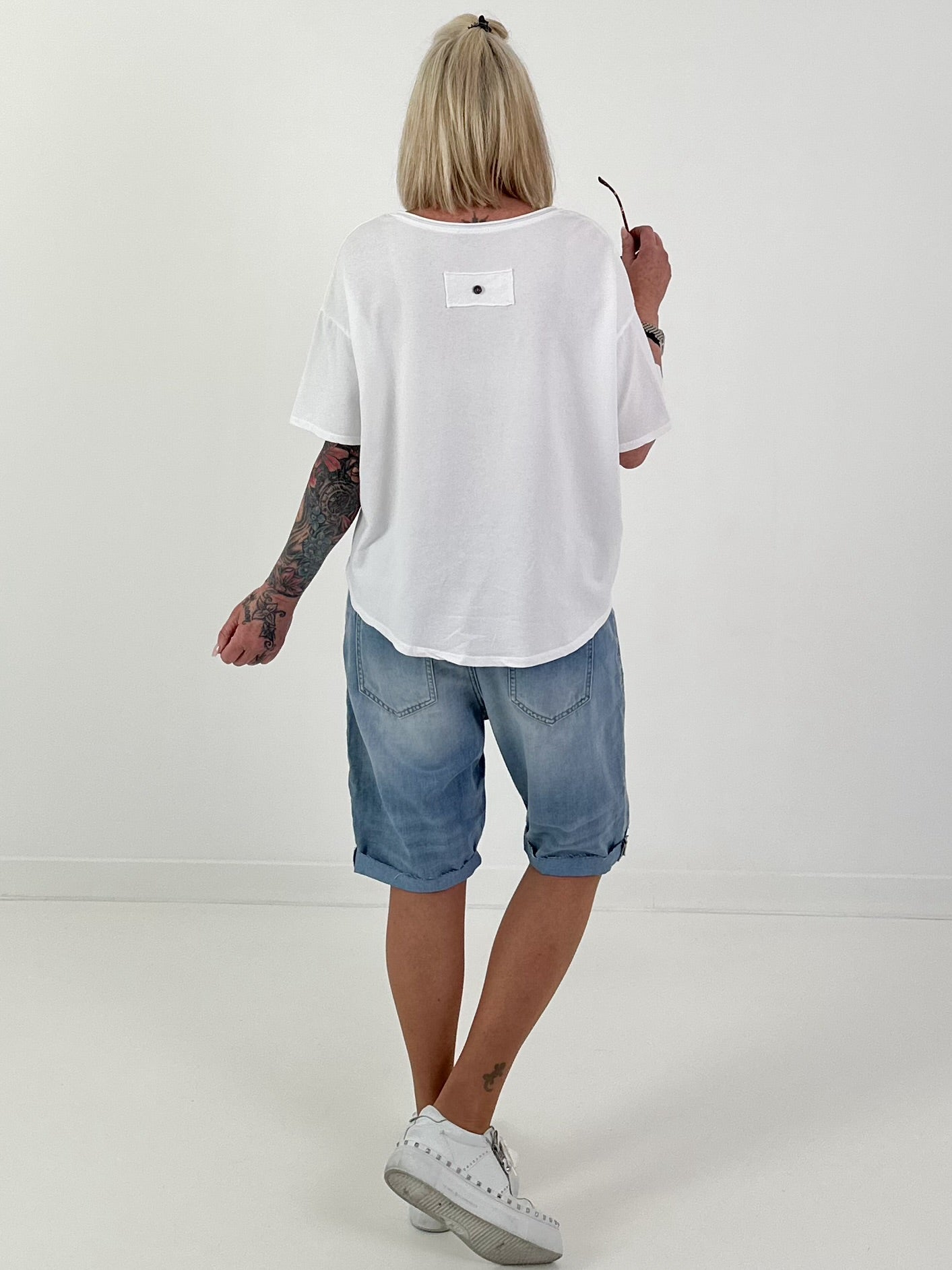 Gathered Hem T-Shirt - white