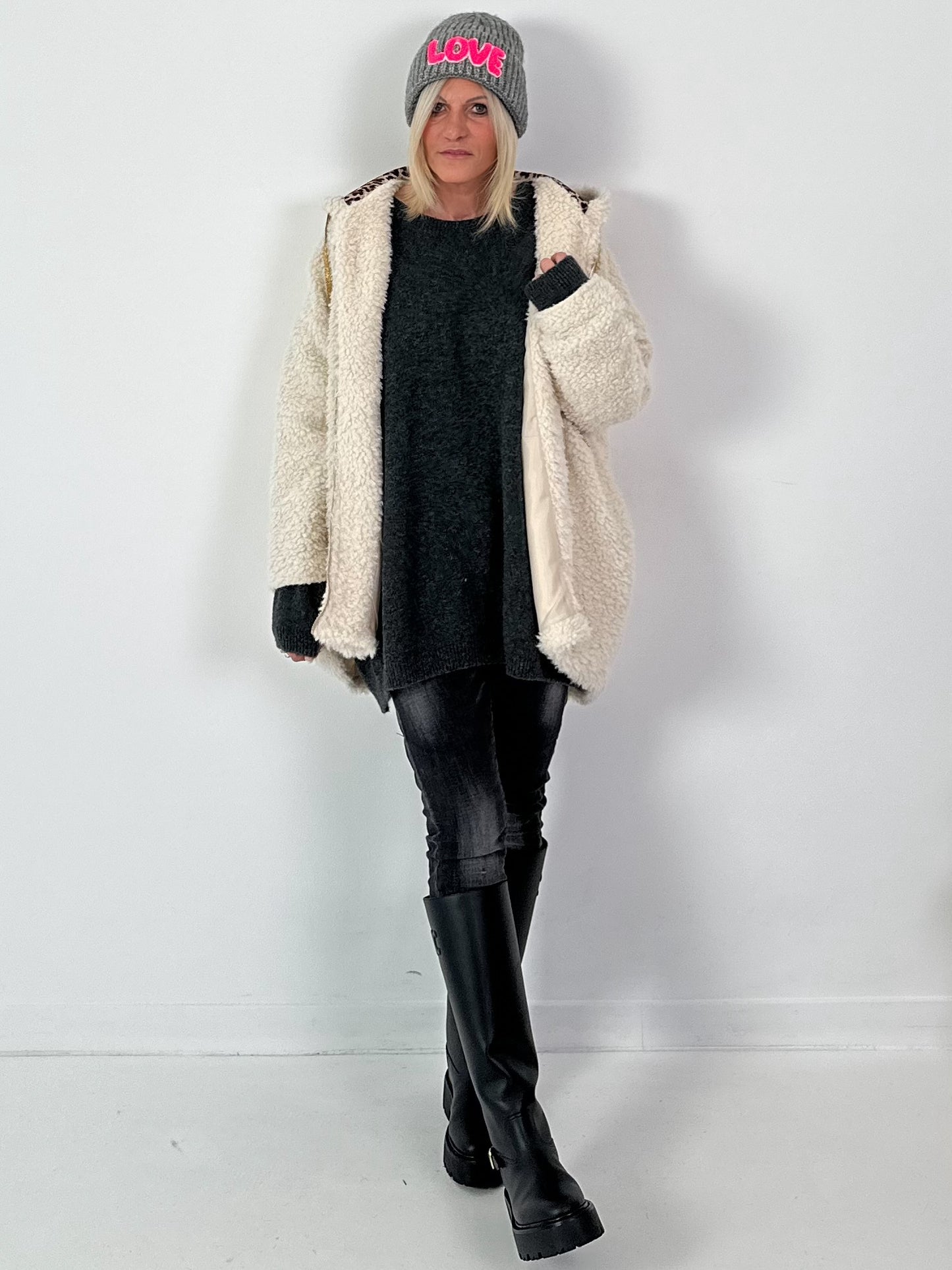 Hooded jacket, model "Hooded Ted" - ecru