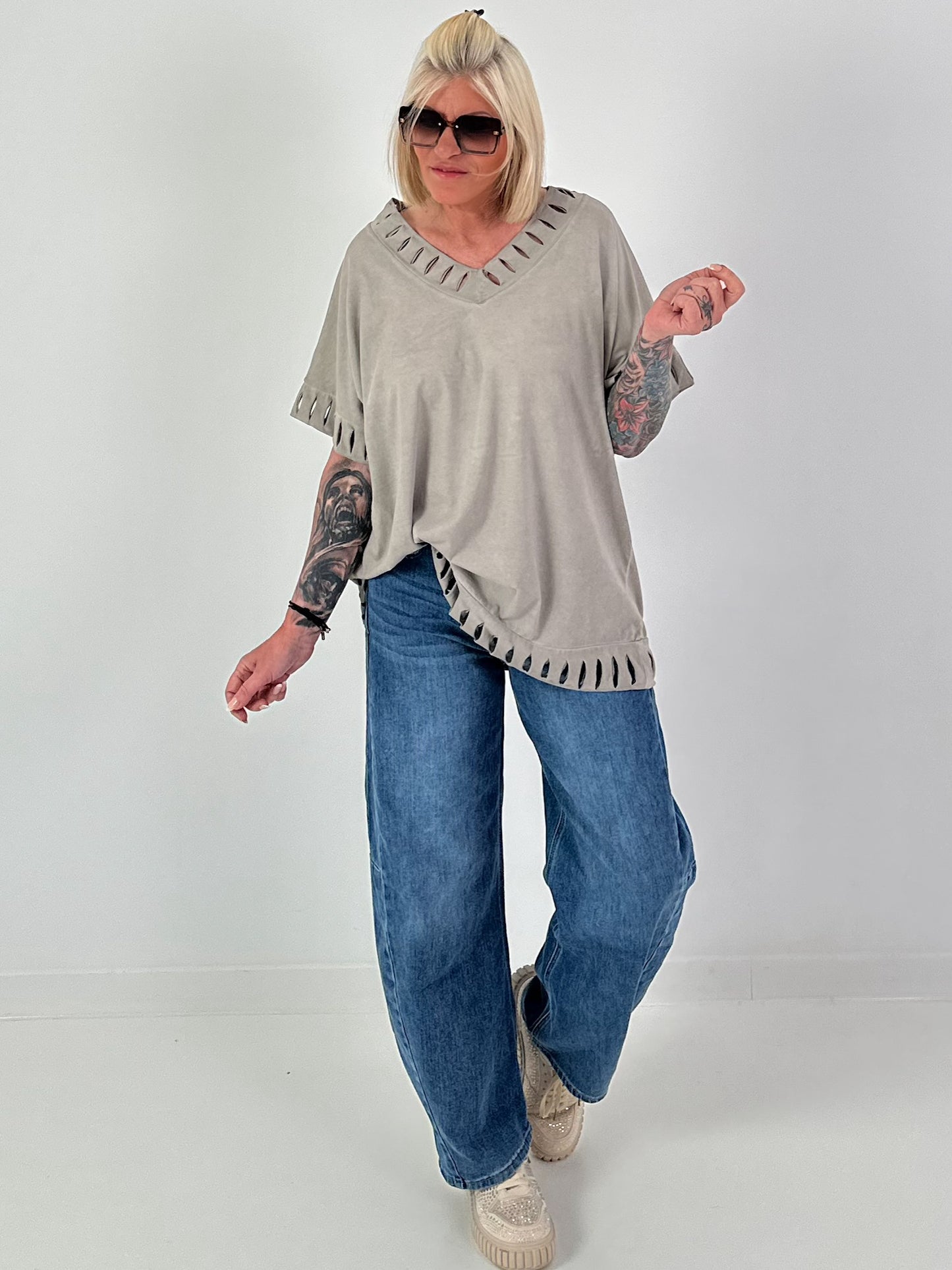 Shirt mit Cut-Out Details - taupe