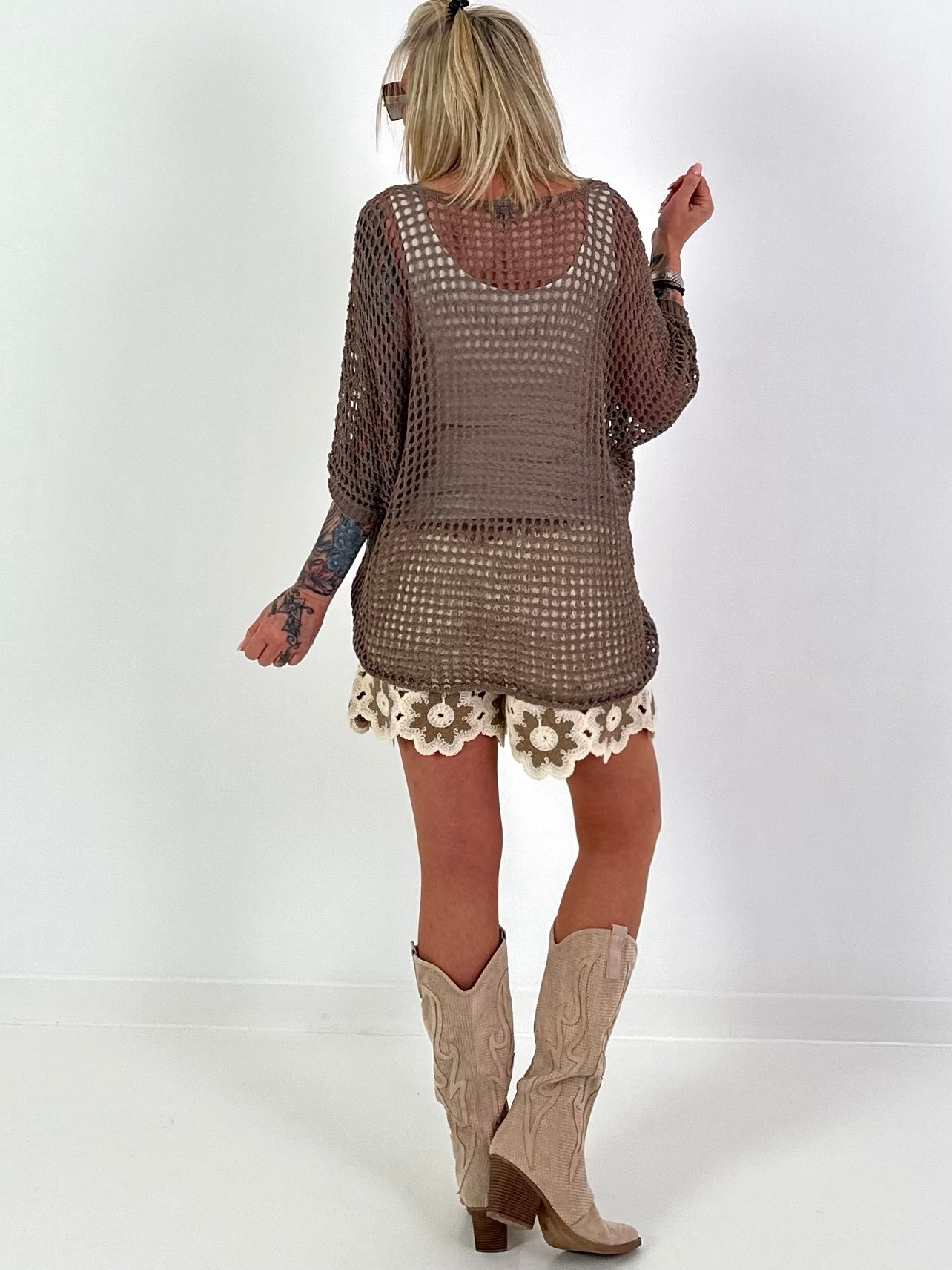 Crochet shorts - cream-taupe