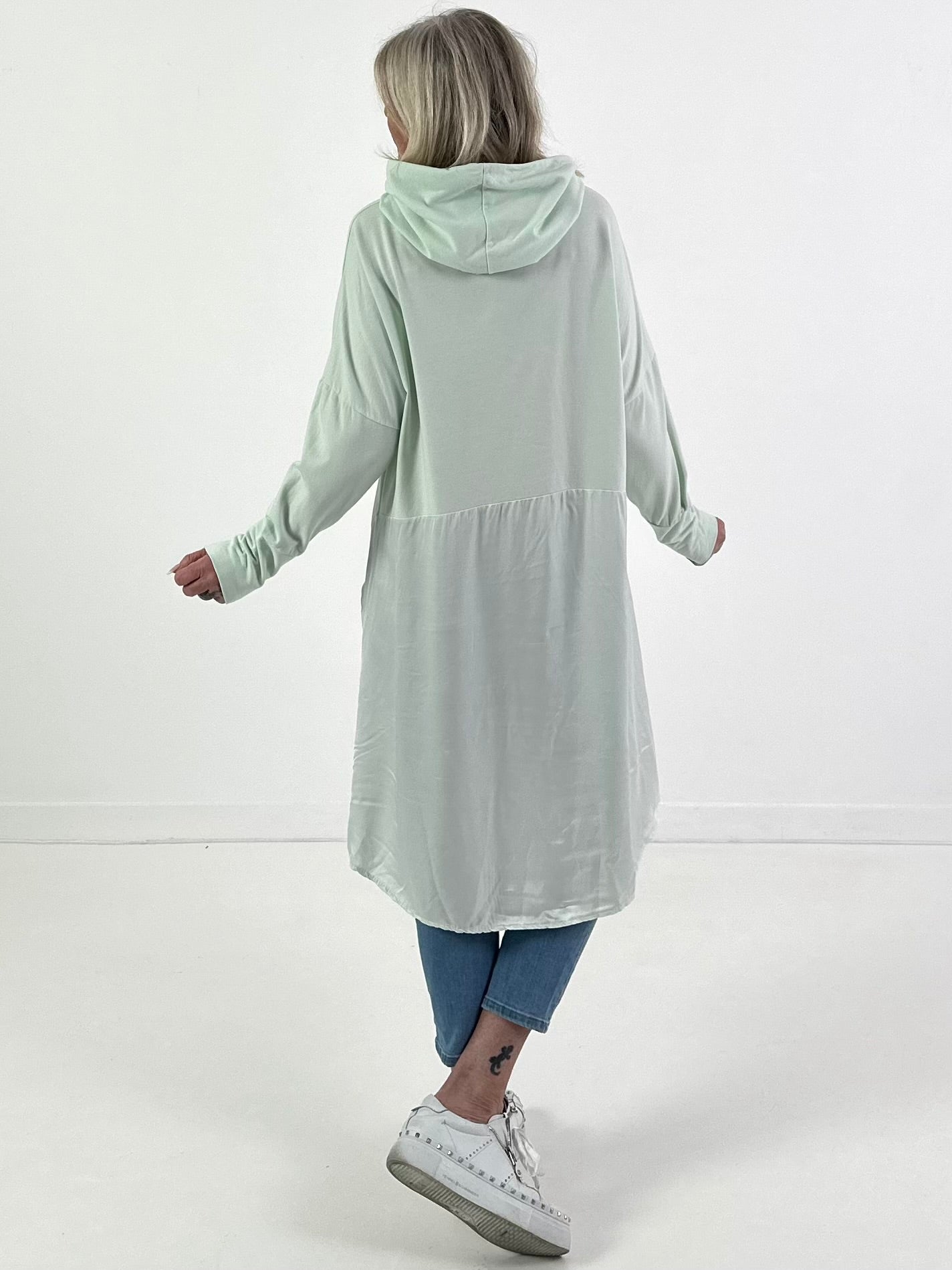 Hoodie Modell "Sparkle Skull" - mint