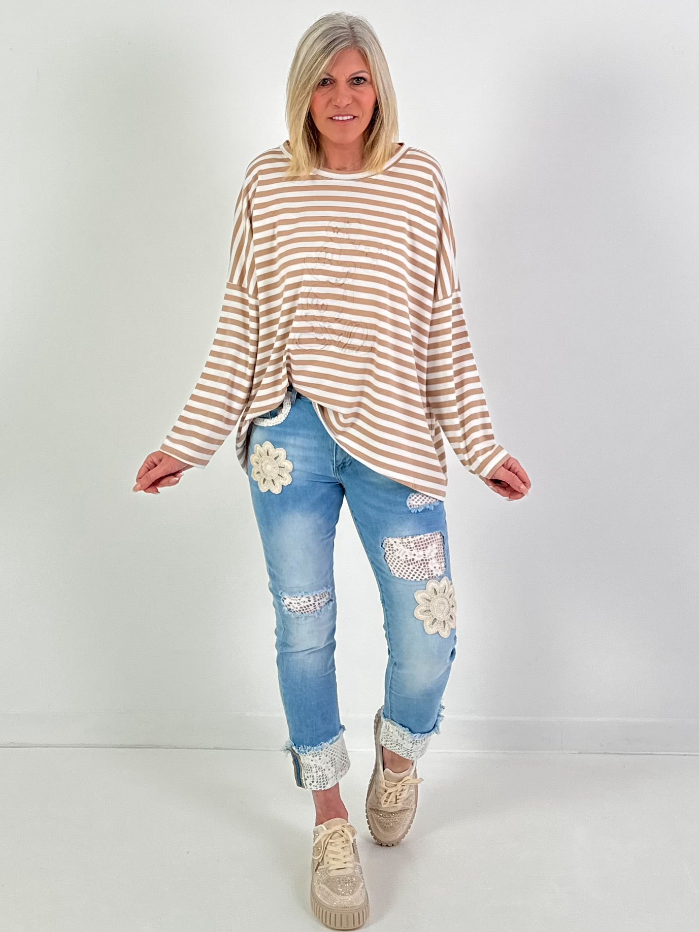 Shirtmodel "Cartoon Stripe" - beige-wit