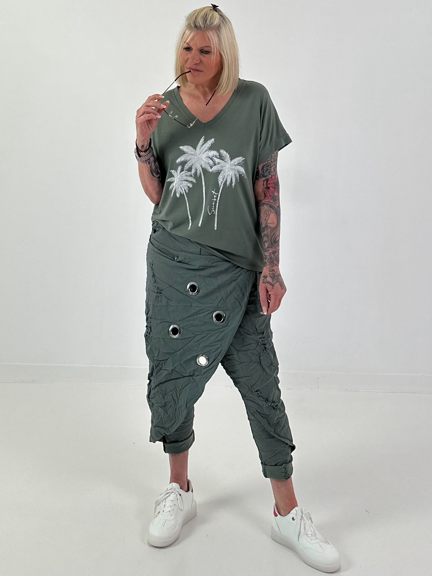 T-shirt with glitter palm trees - khaki
