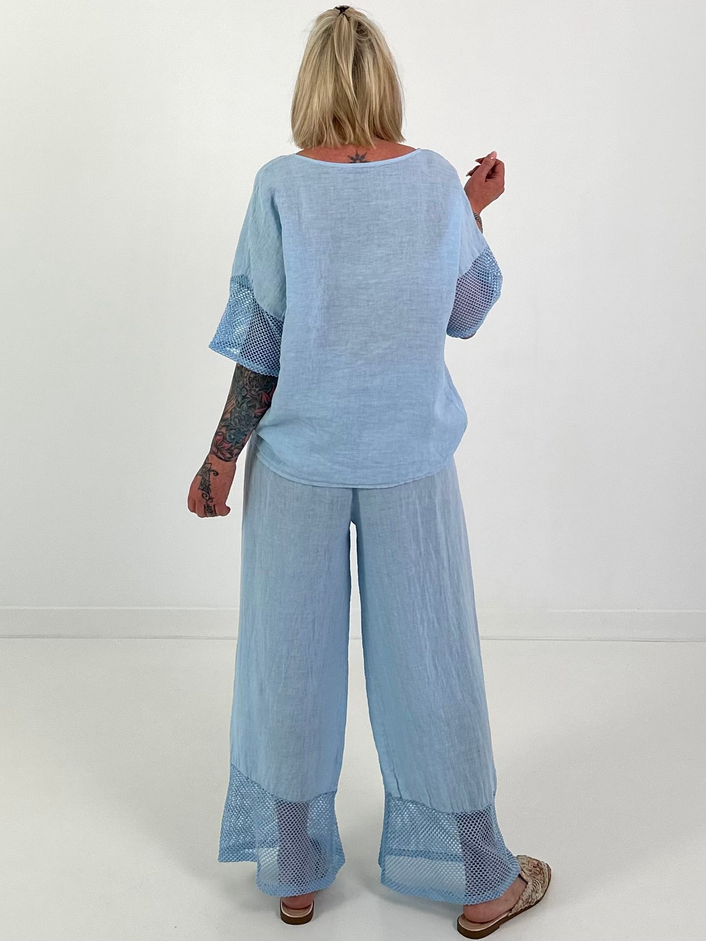 Linen shirt with short sleeves - light blue