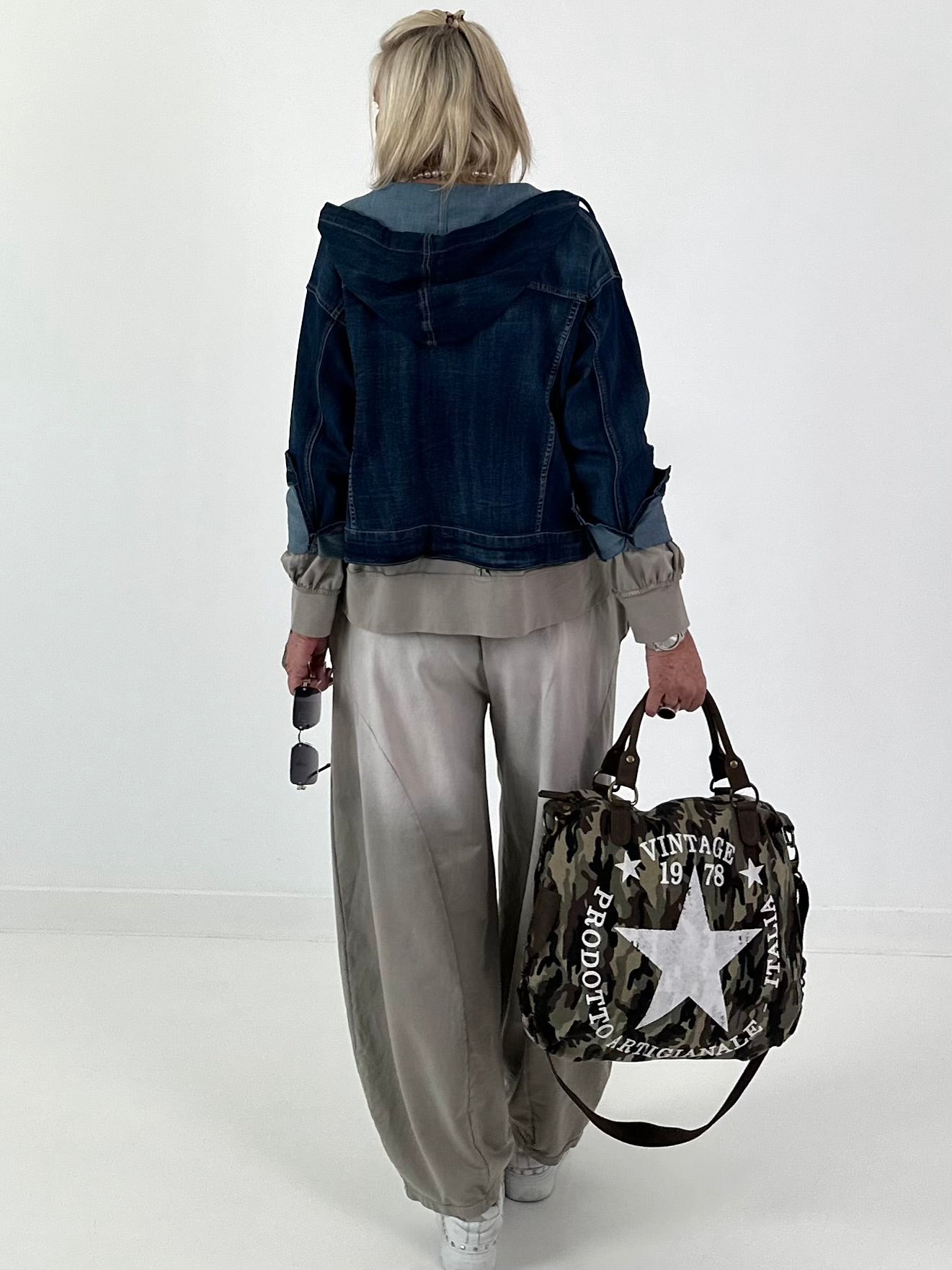 Lässiges Sweatshirt im Used-Look - taupe