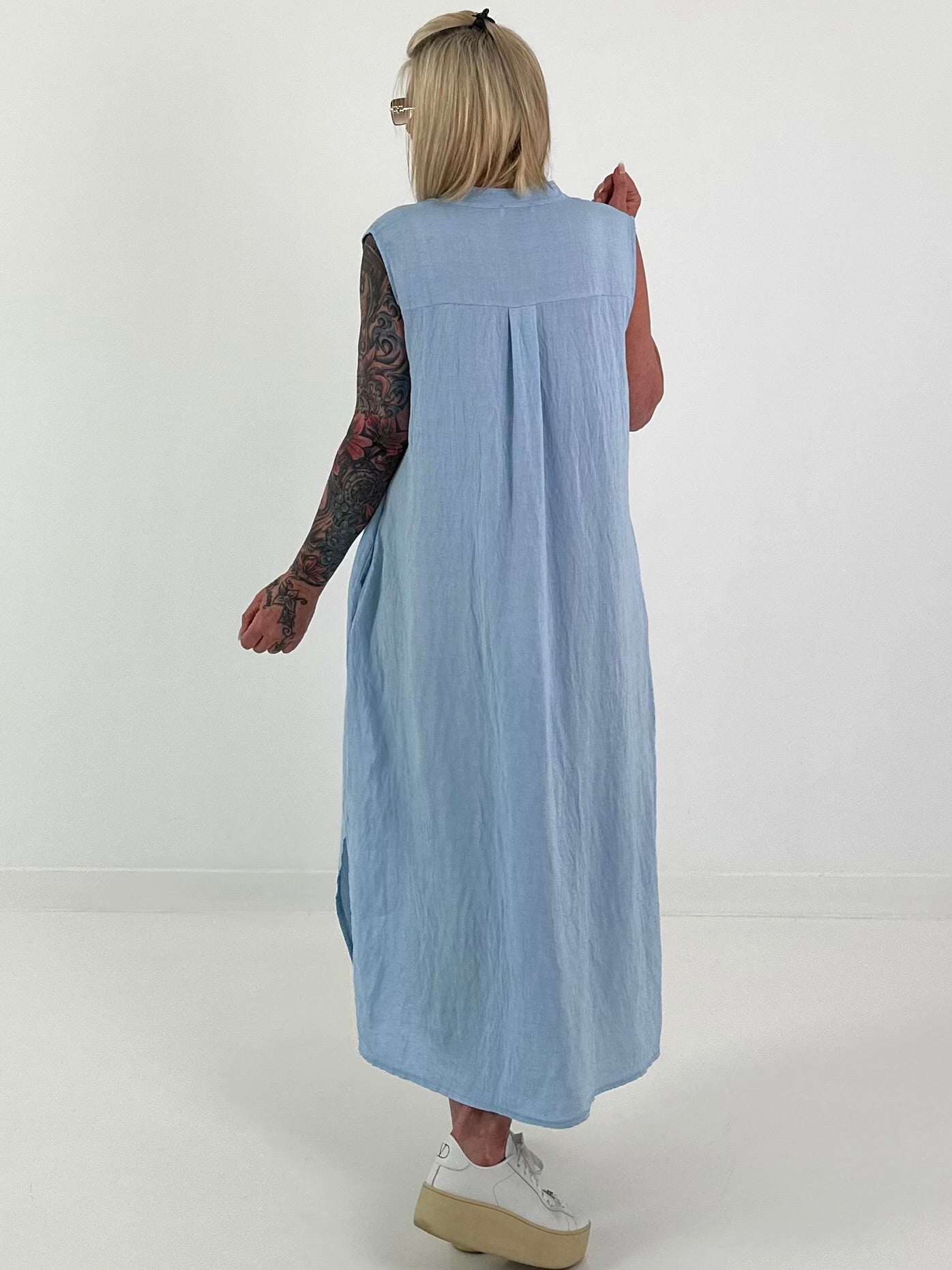 Luftiges Kleid - hellblau