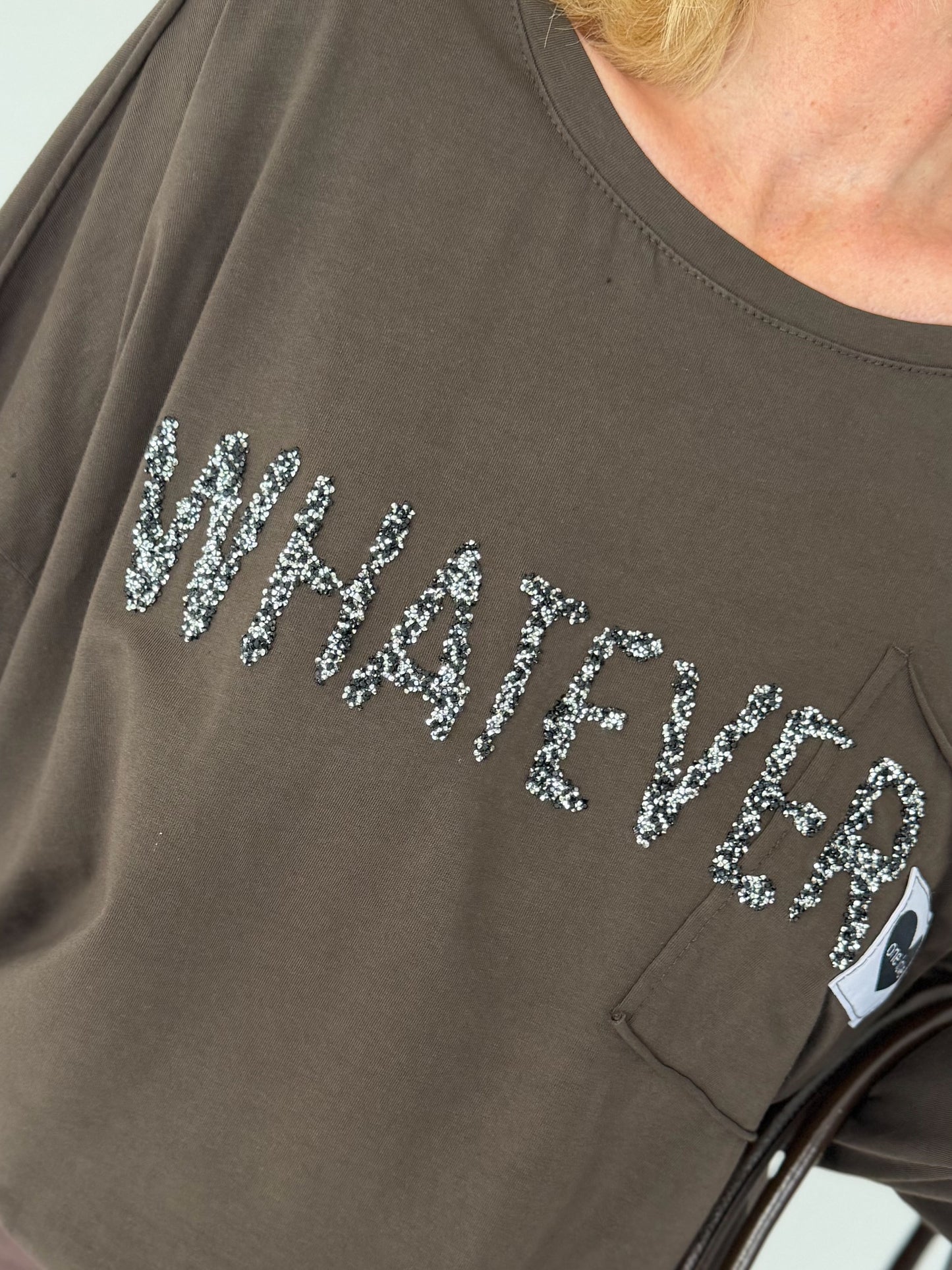 Sweater Whatever mit Strass-Details - mokka