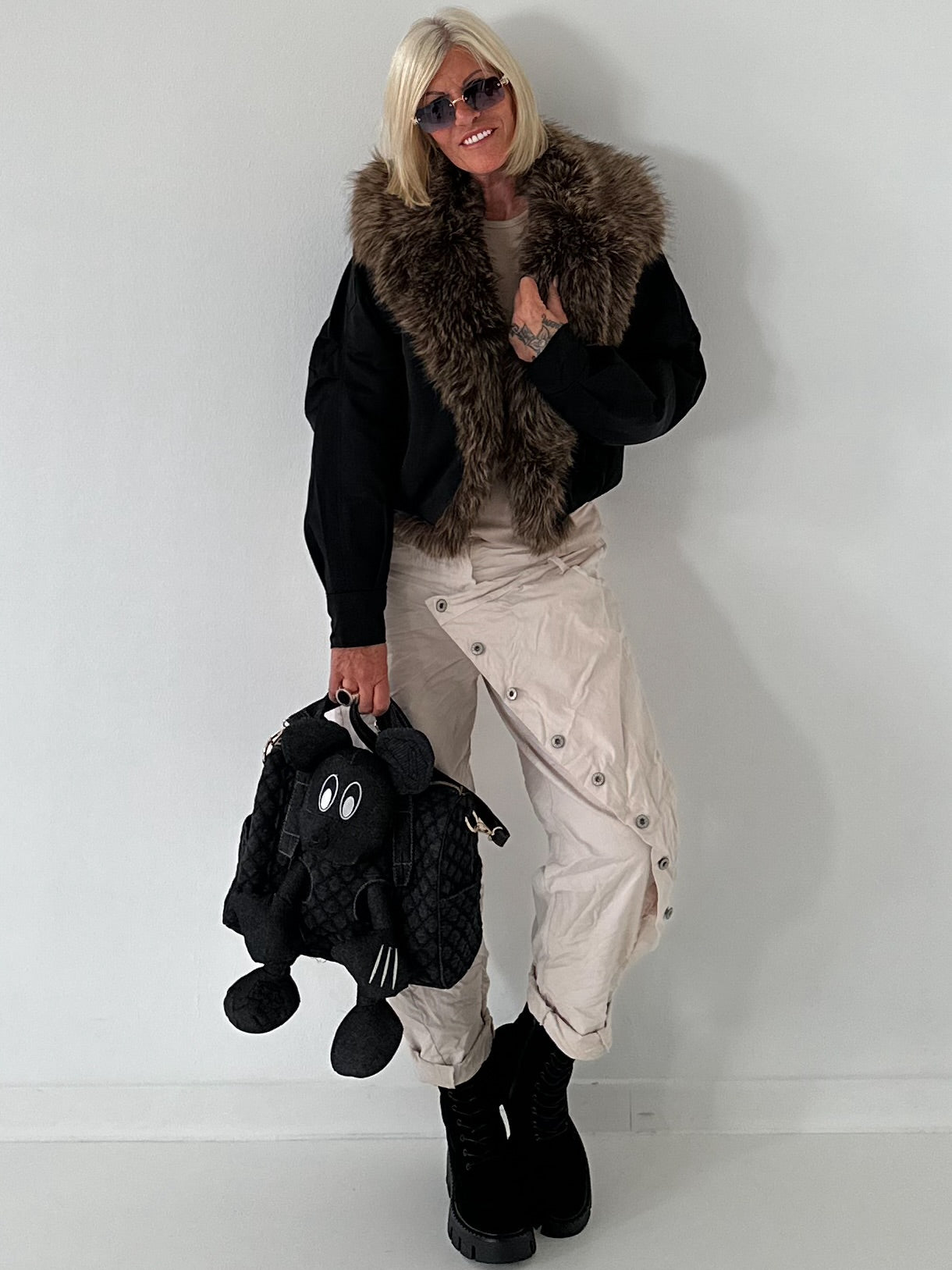 Canvas bag with special details and Speedy shape - denim used black