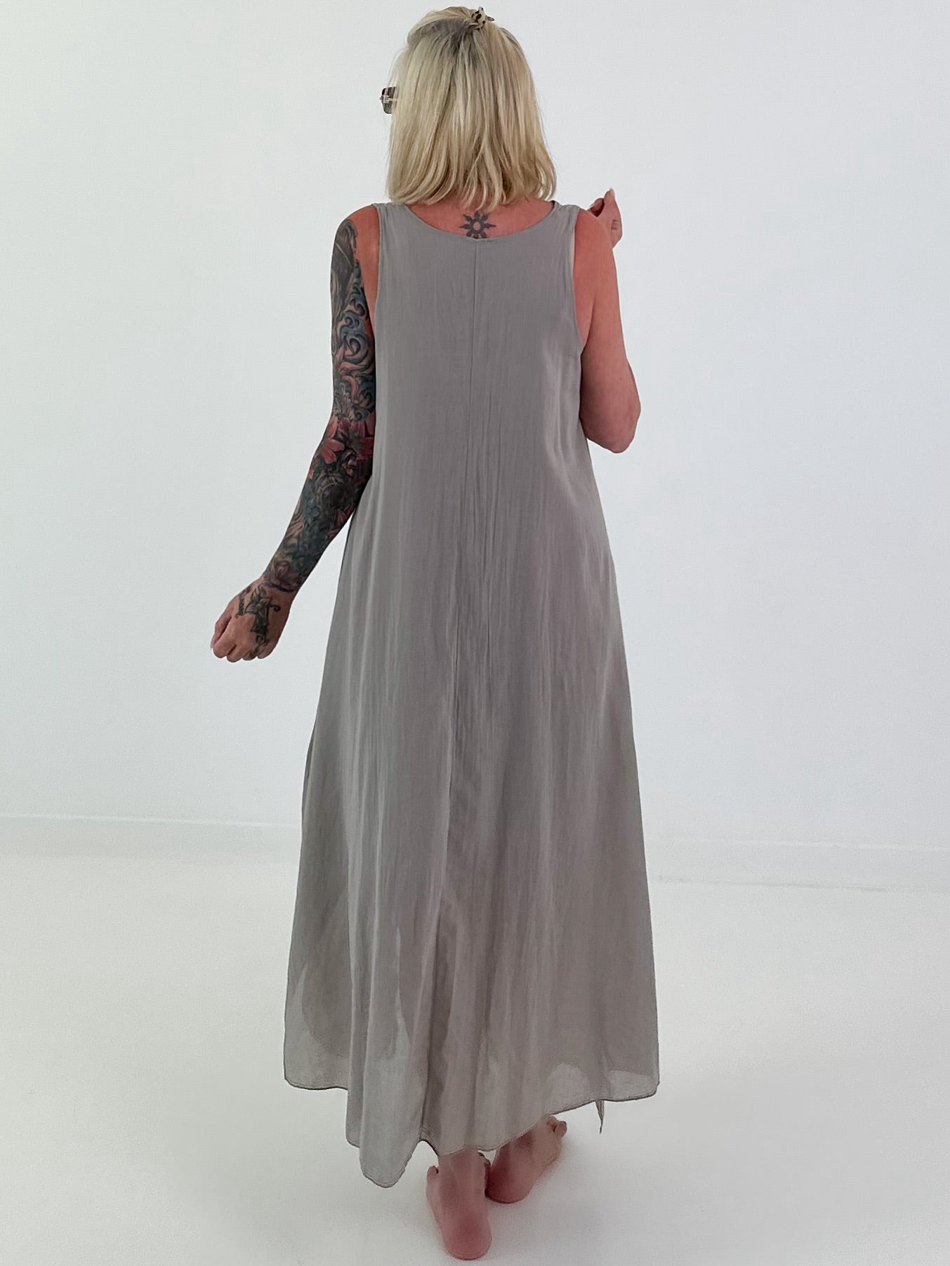 Sommerkleid mit Raff-Detail - taupe