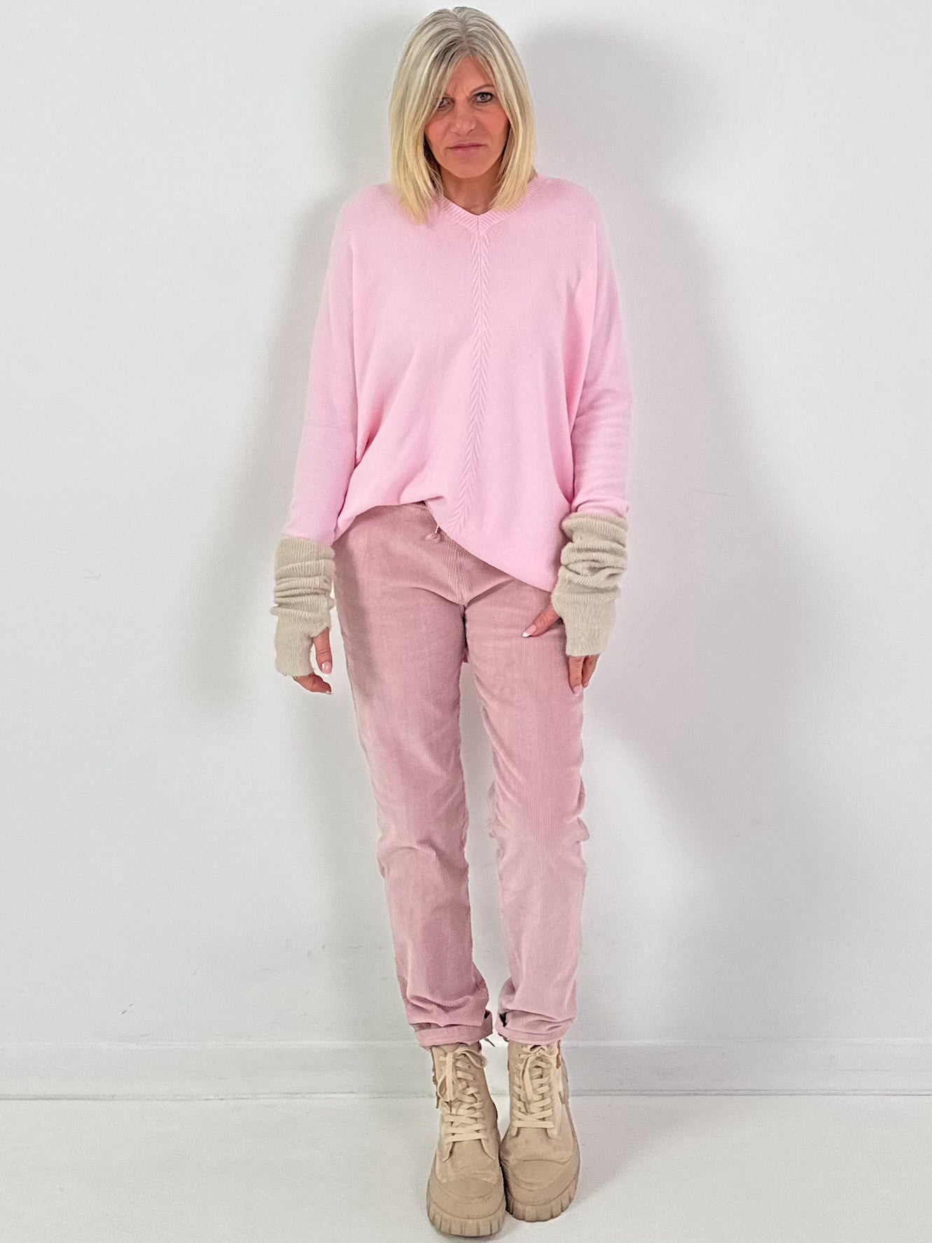 Corduroy trousers model "Easy Fit" - pink