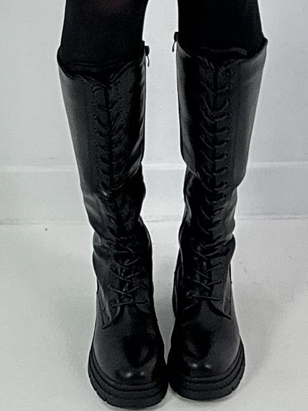 Boots model "Lacoria" - black