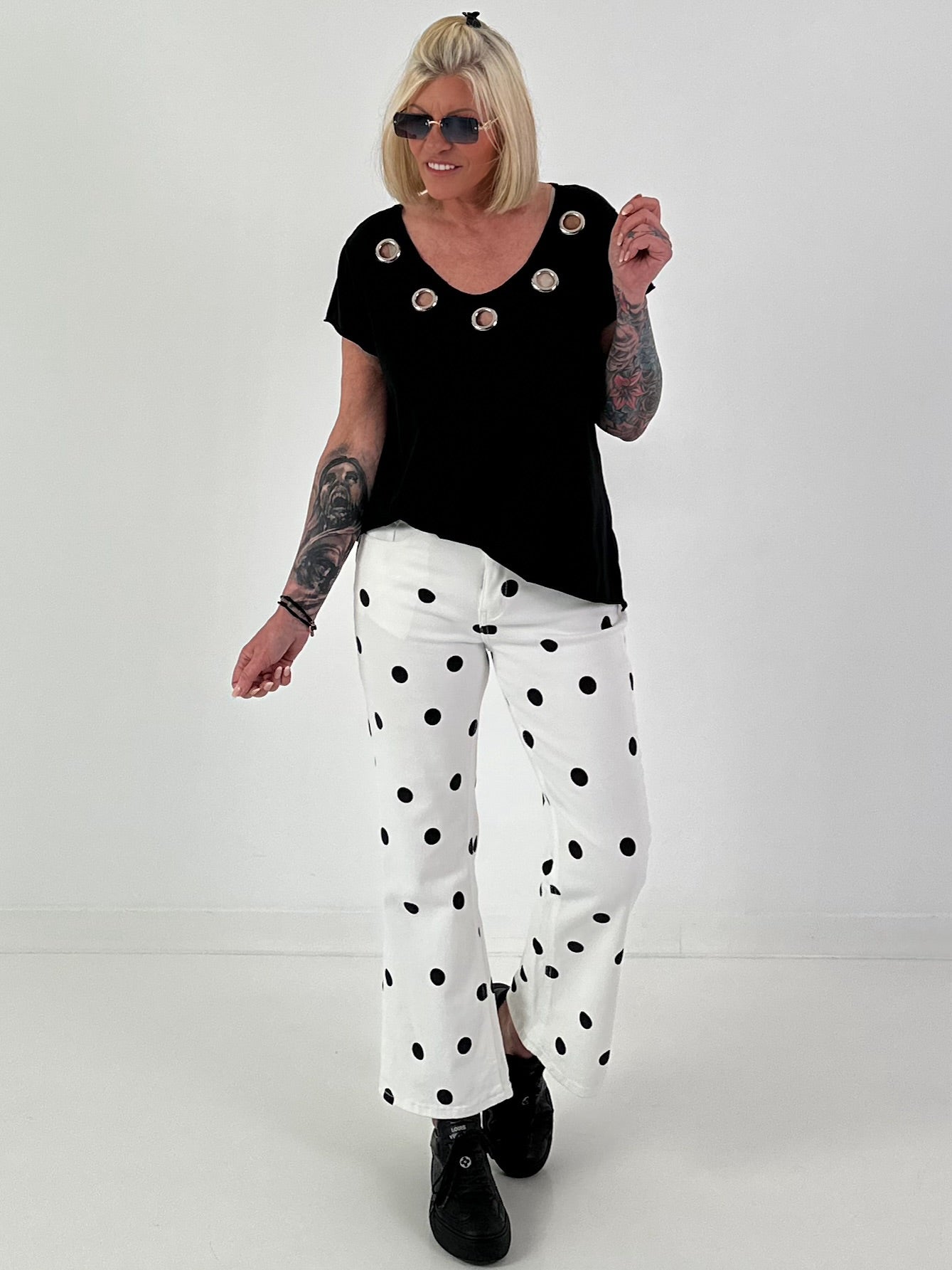 Jeans with all-over polka dots - white-black