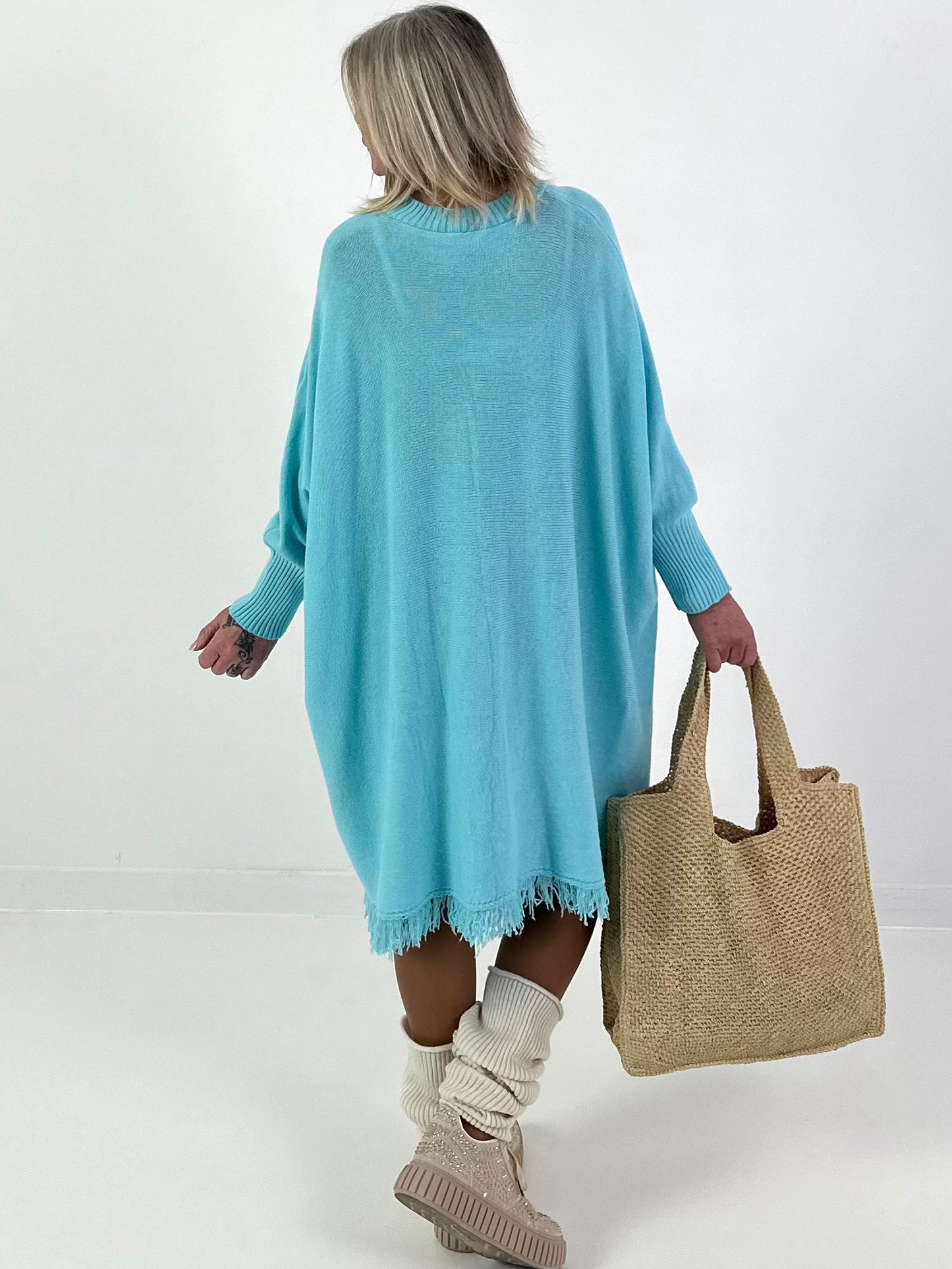 Strickkleid mit Fransen - türkis