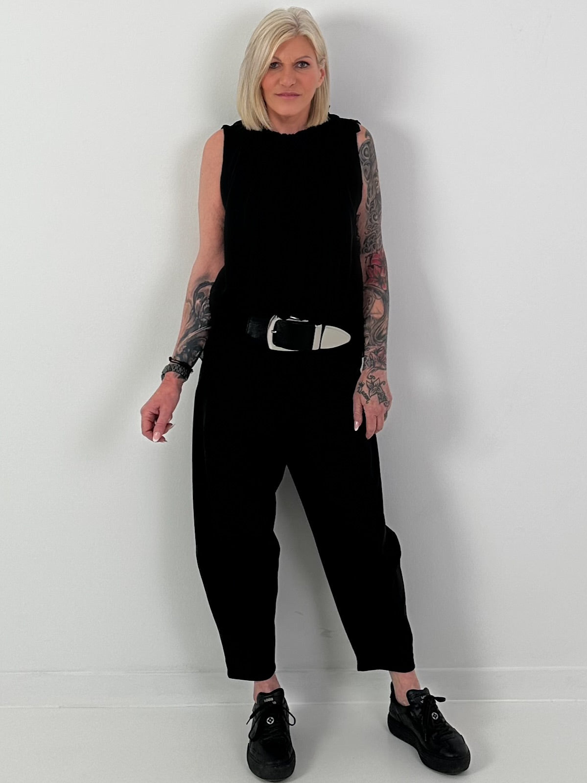 Ballonhose mit asymmetrischer Naht - schwarz