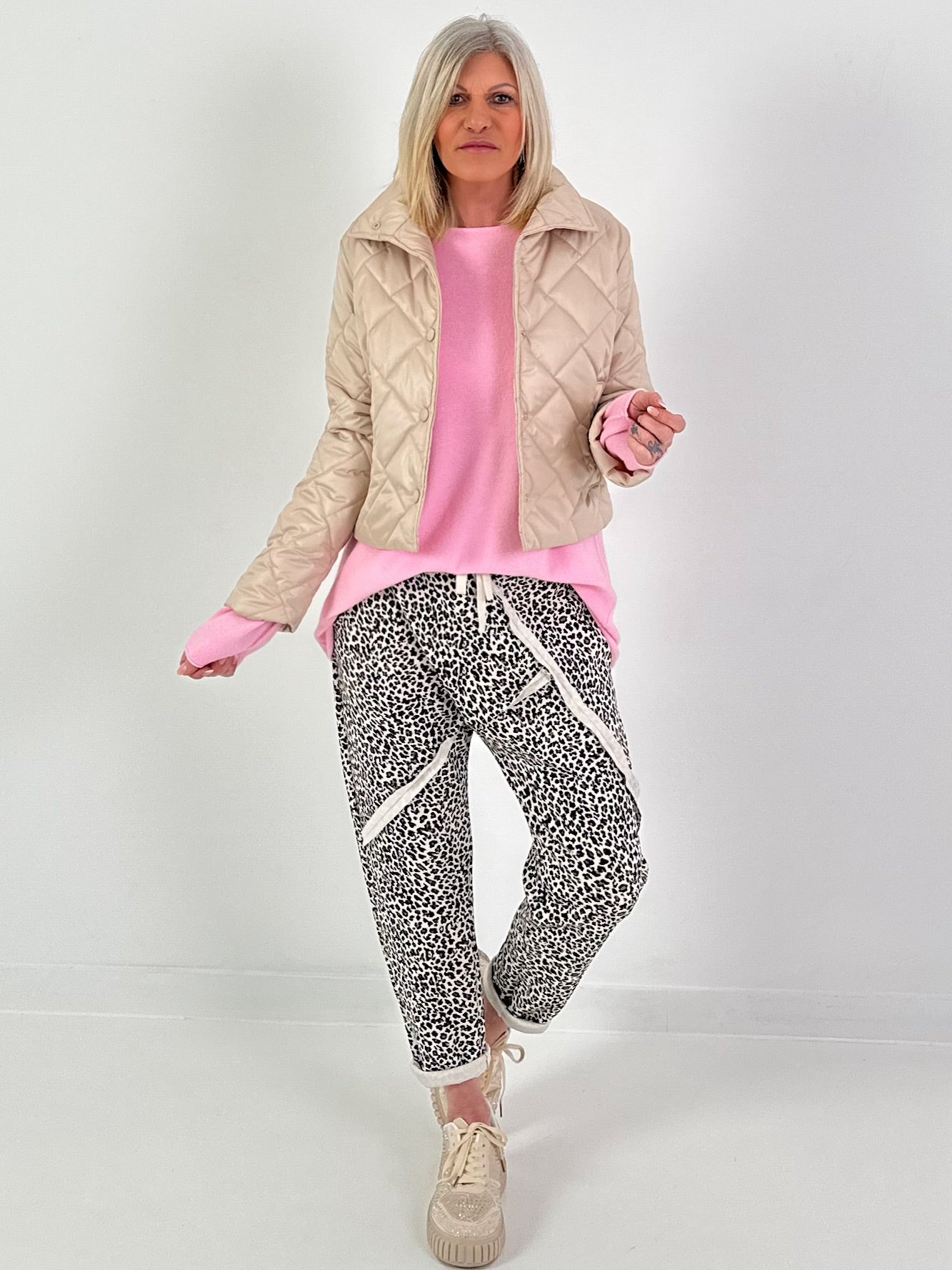 Kurze Steppjacke - beige