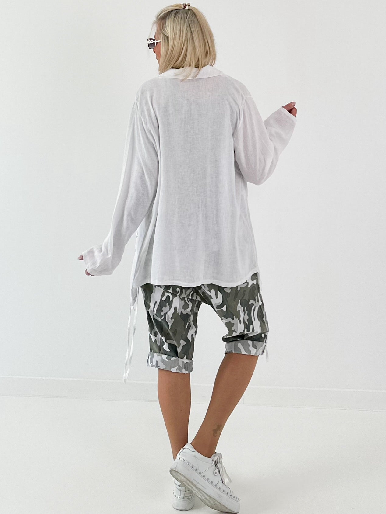 Fancy linen jacket with side lacing - white