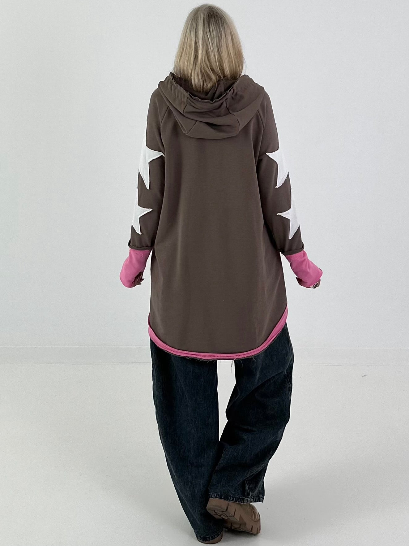 Lässiger Long Hoodie mit Daumenloch und trendigen Sternenelementen - taupe