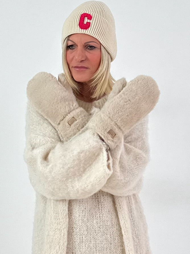 Gloves model "Frosty Charm" - beige