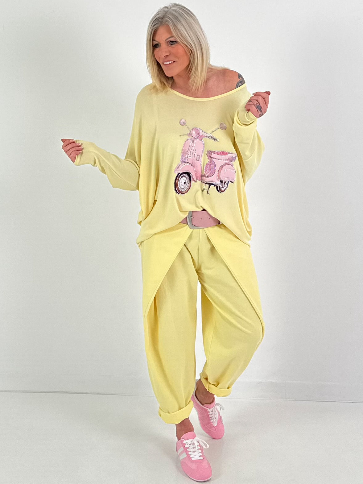 Oversized Pullover Vespa - gelb