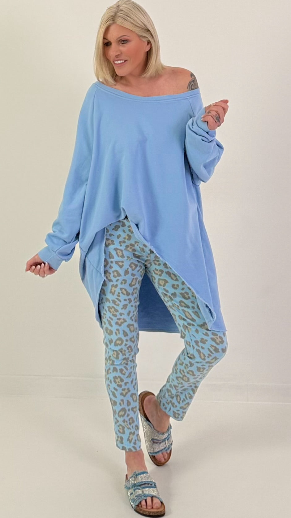 Hose mit Leo-Muster - hellblau