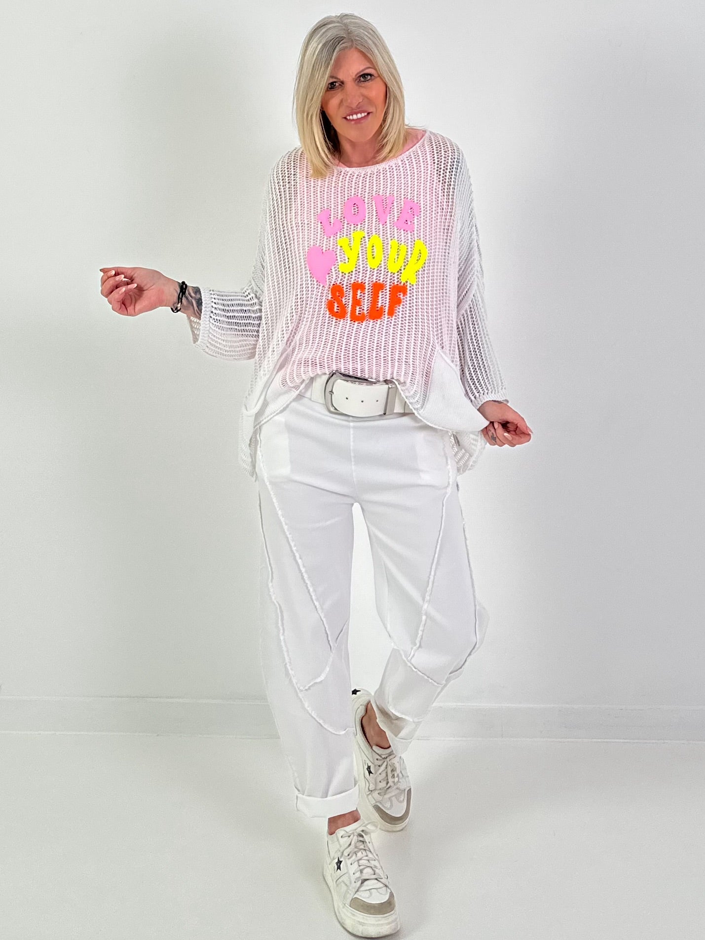 Häkelpullover love yourself - weiss