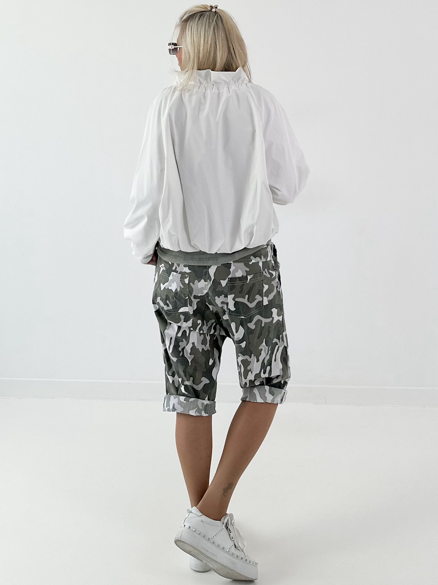 Ballon Jacke mit raffiniertem Kragen - weiss