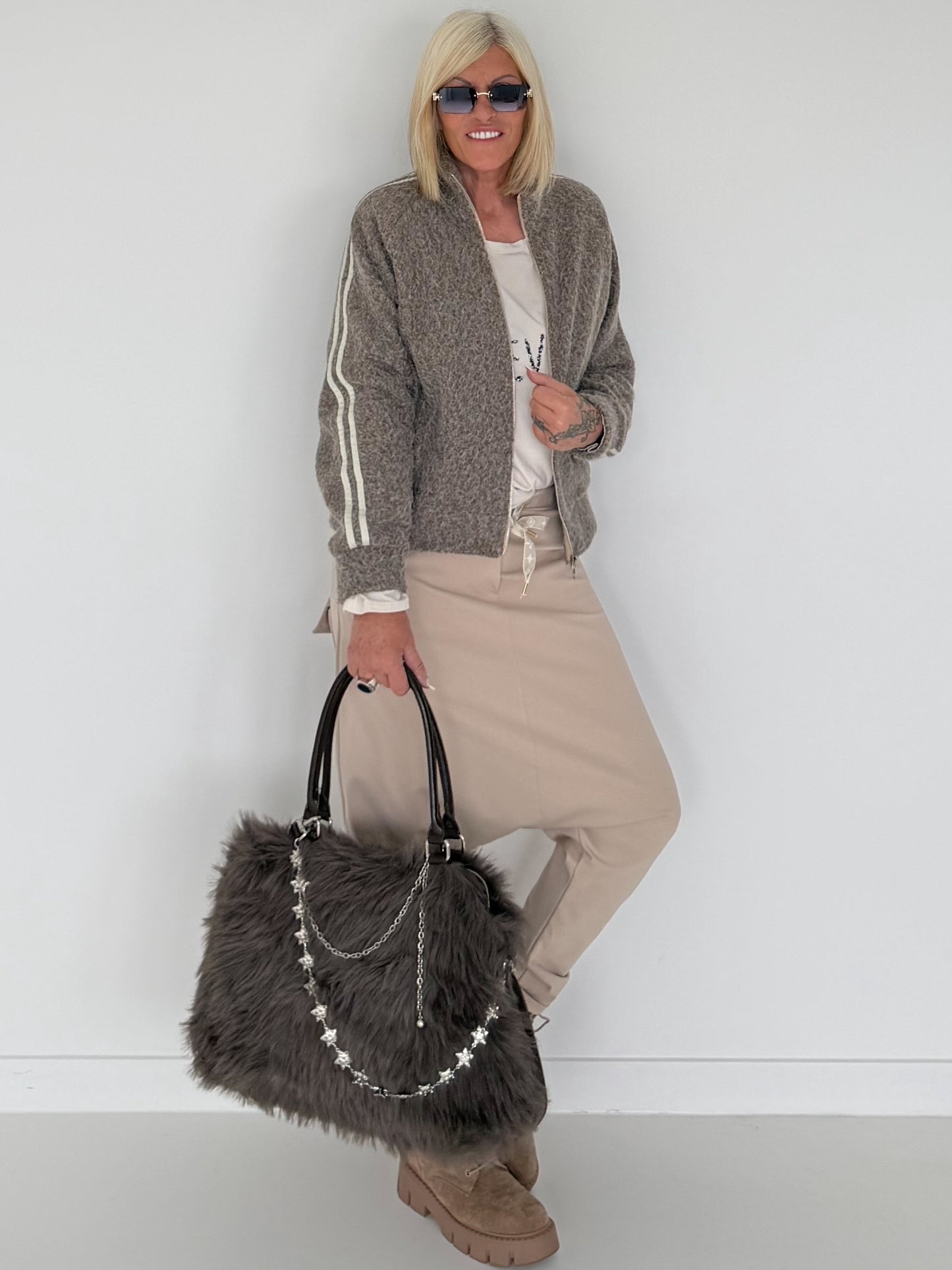 Felltasche mit funkelnden Details - mokka