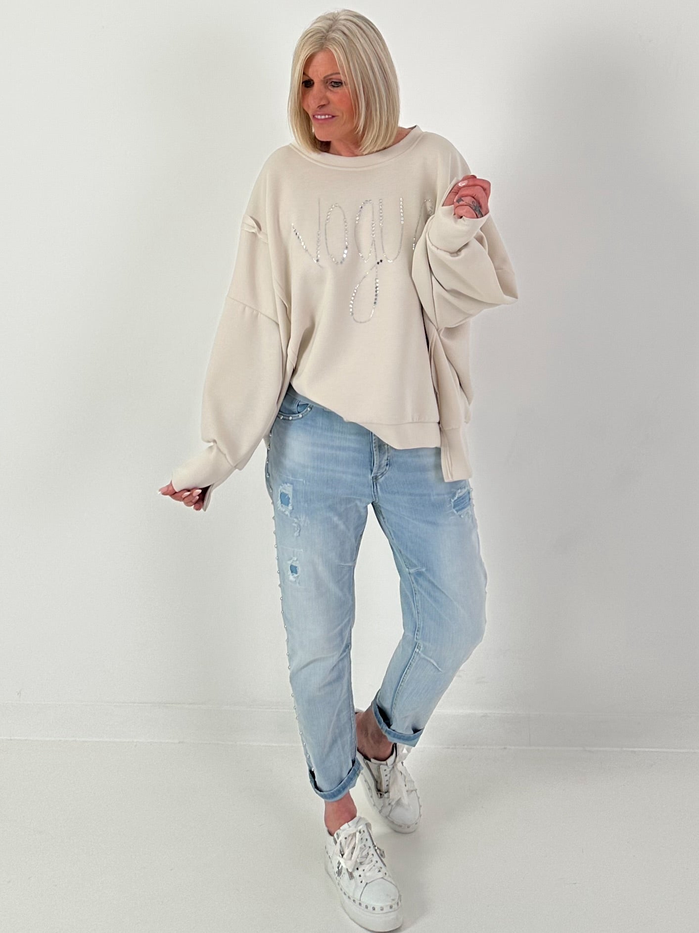 Sweater mit Schriftzug - beige