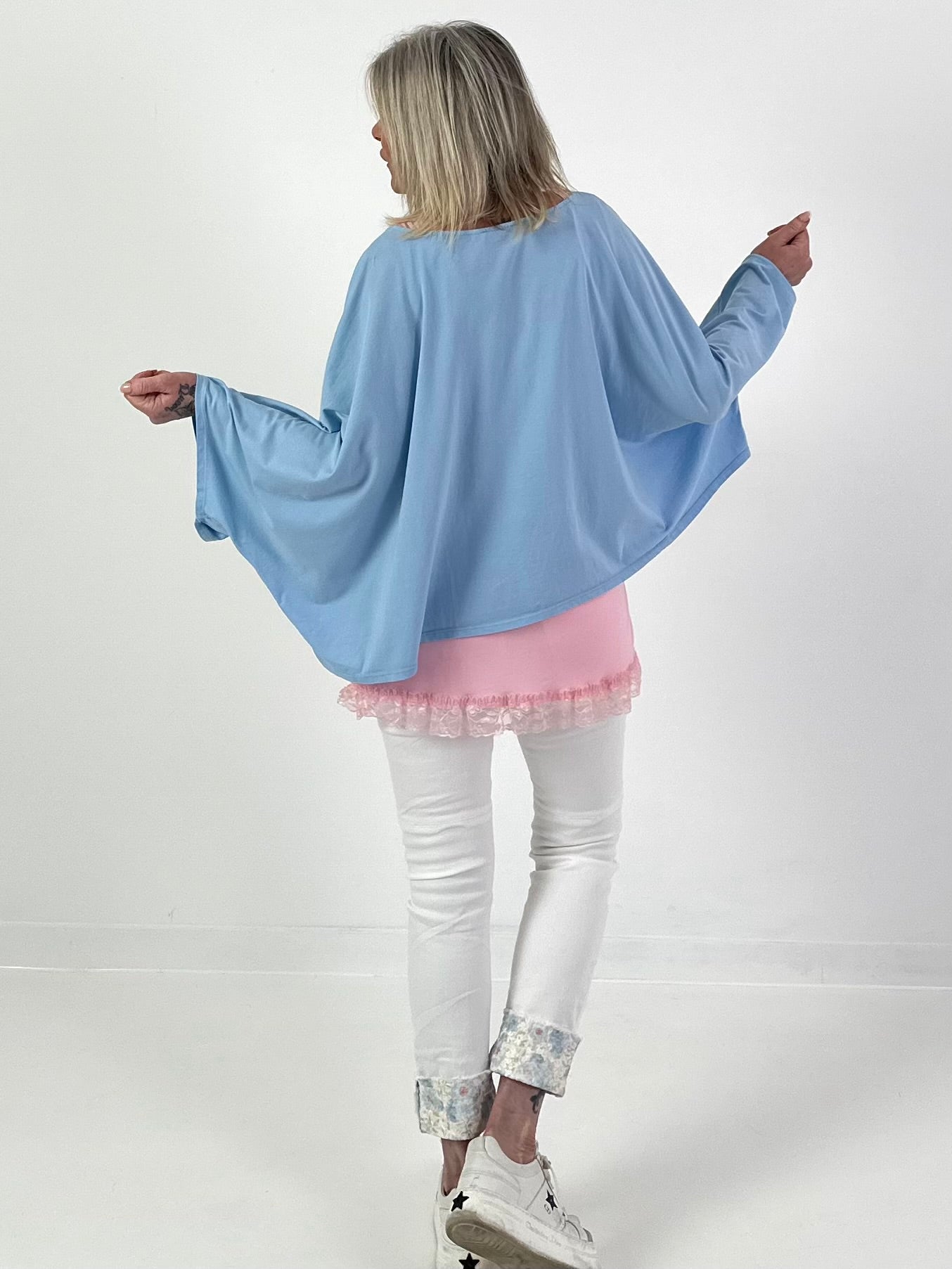 Oversized Shirt Peace - hellblau