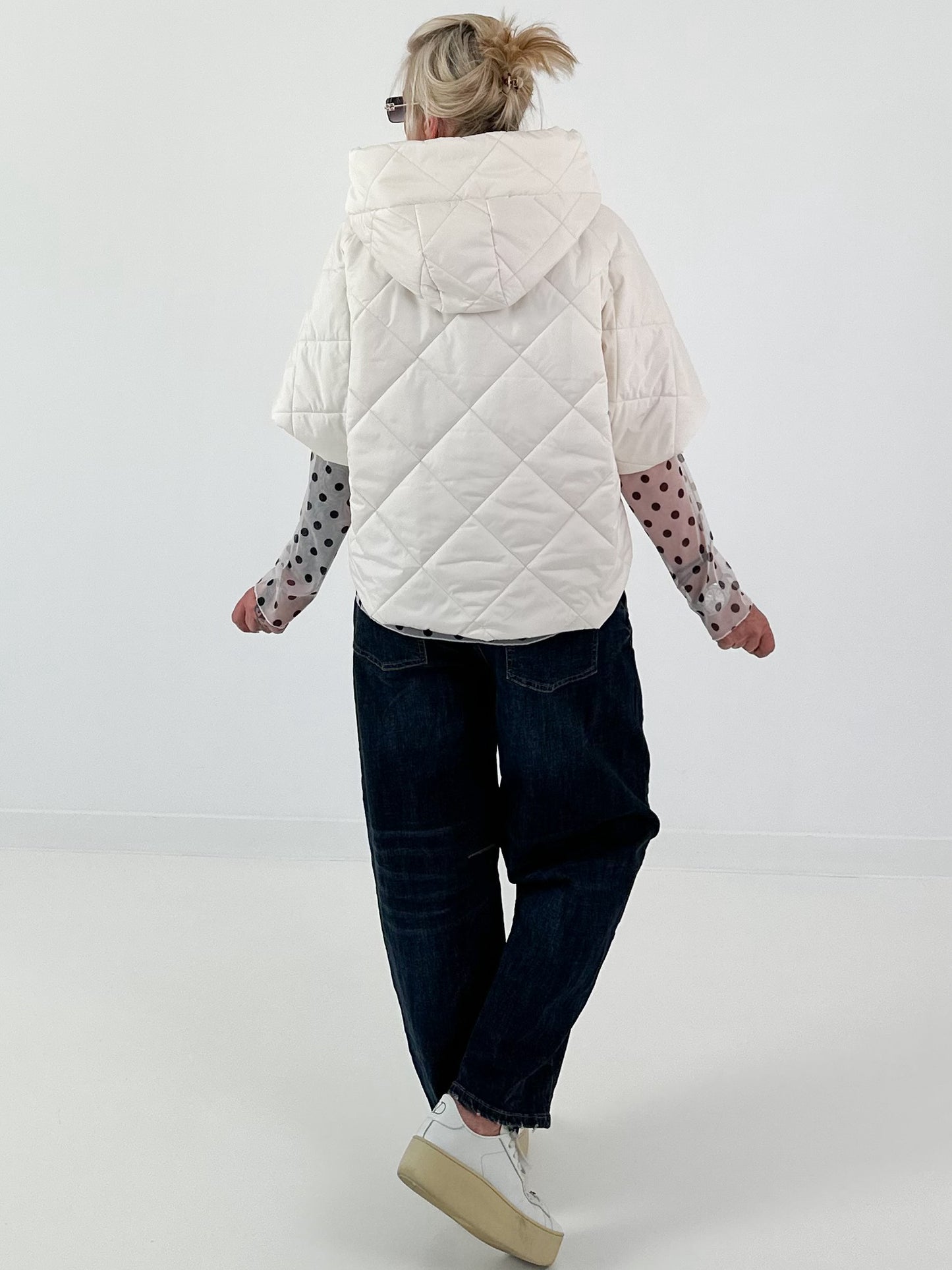 Jacket with XL collar and hood - cream