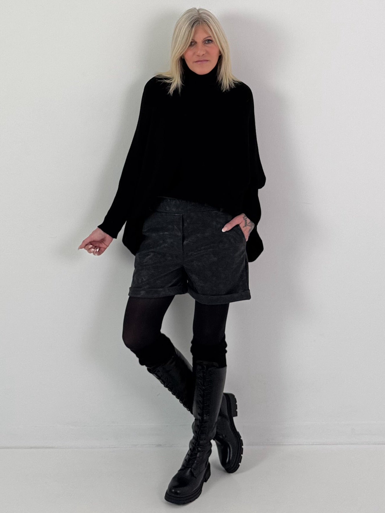 Leather-look shorts, model "Velvet Shine" - dark grey