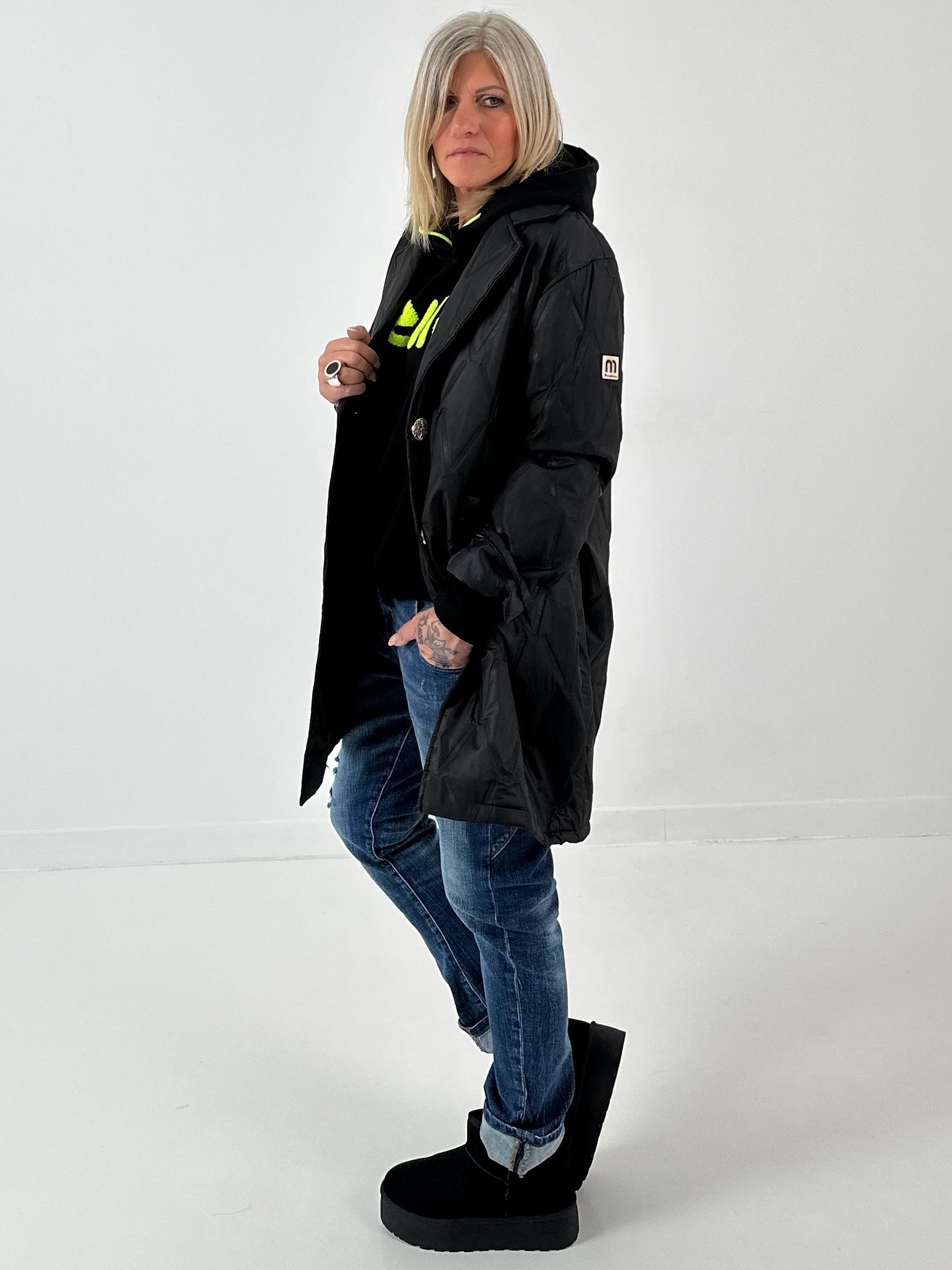 Cosy Low Boot model "Cloudie" - black