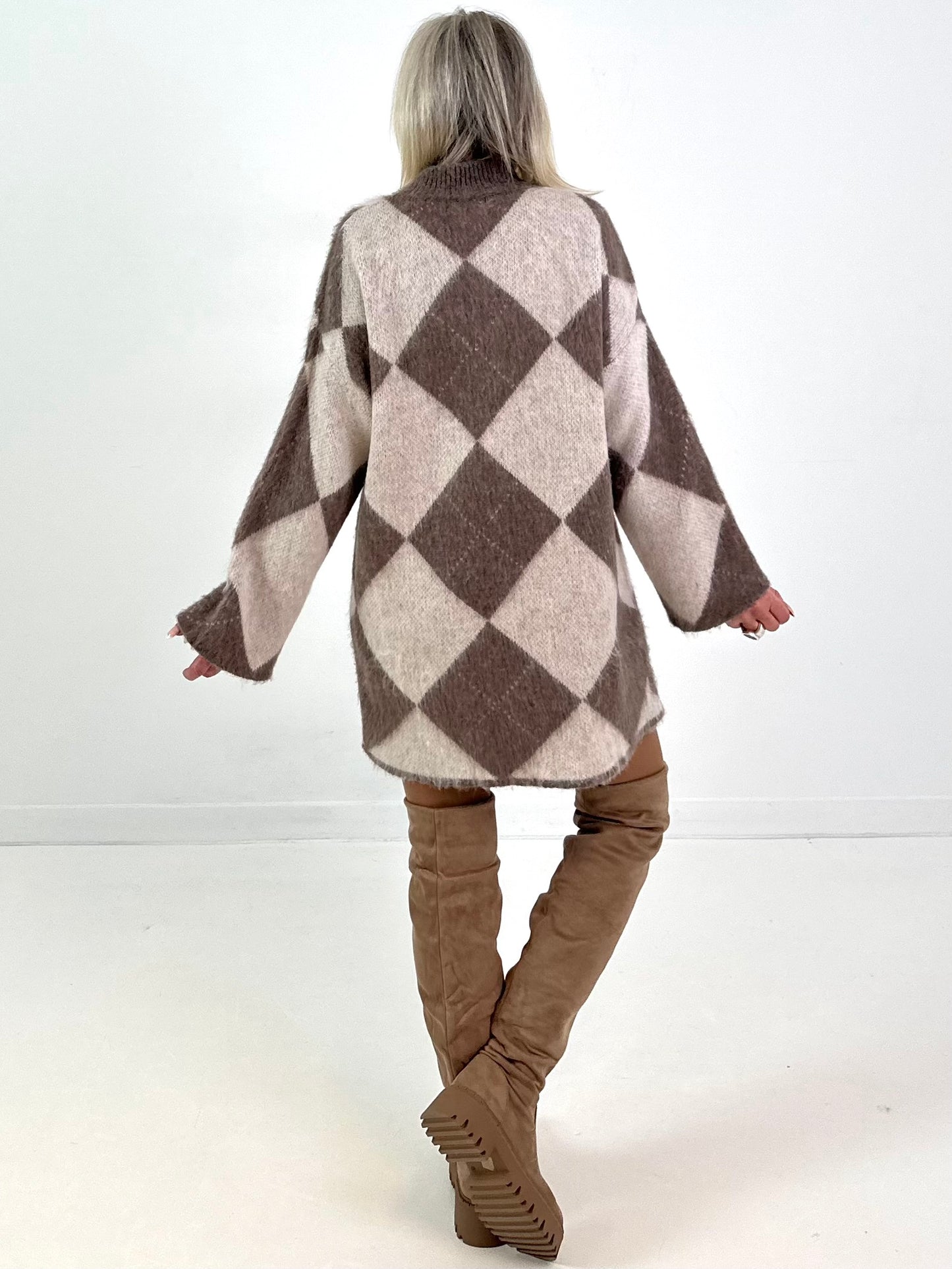 Long pullover/dress model "Retro Diamond" - beige-taupe