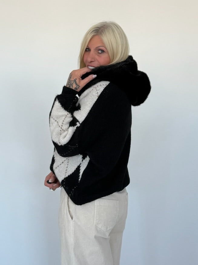 Weicher Pullover im Rautenmuster - beige-schwarz