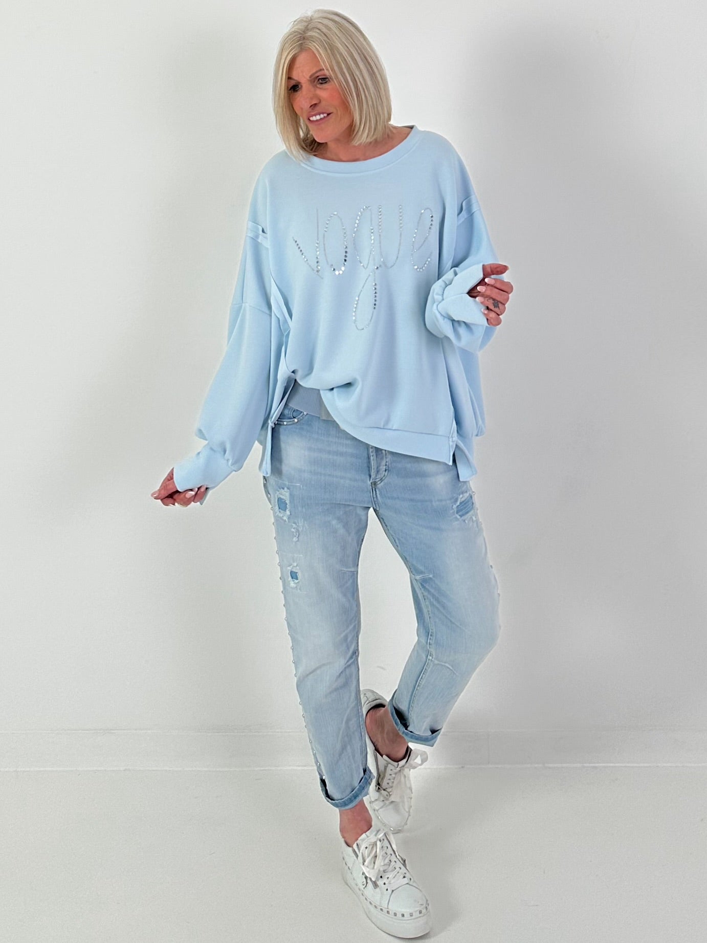 Sweater mit Schriftzug - hellblau