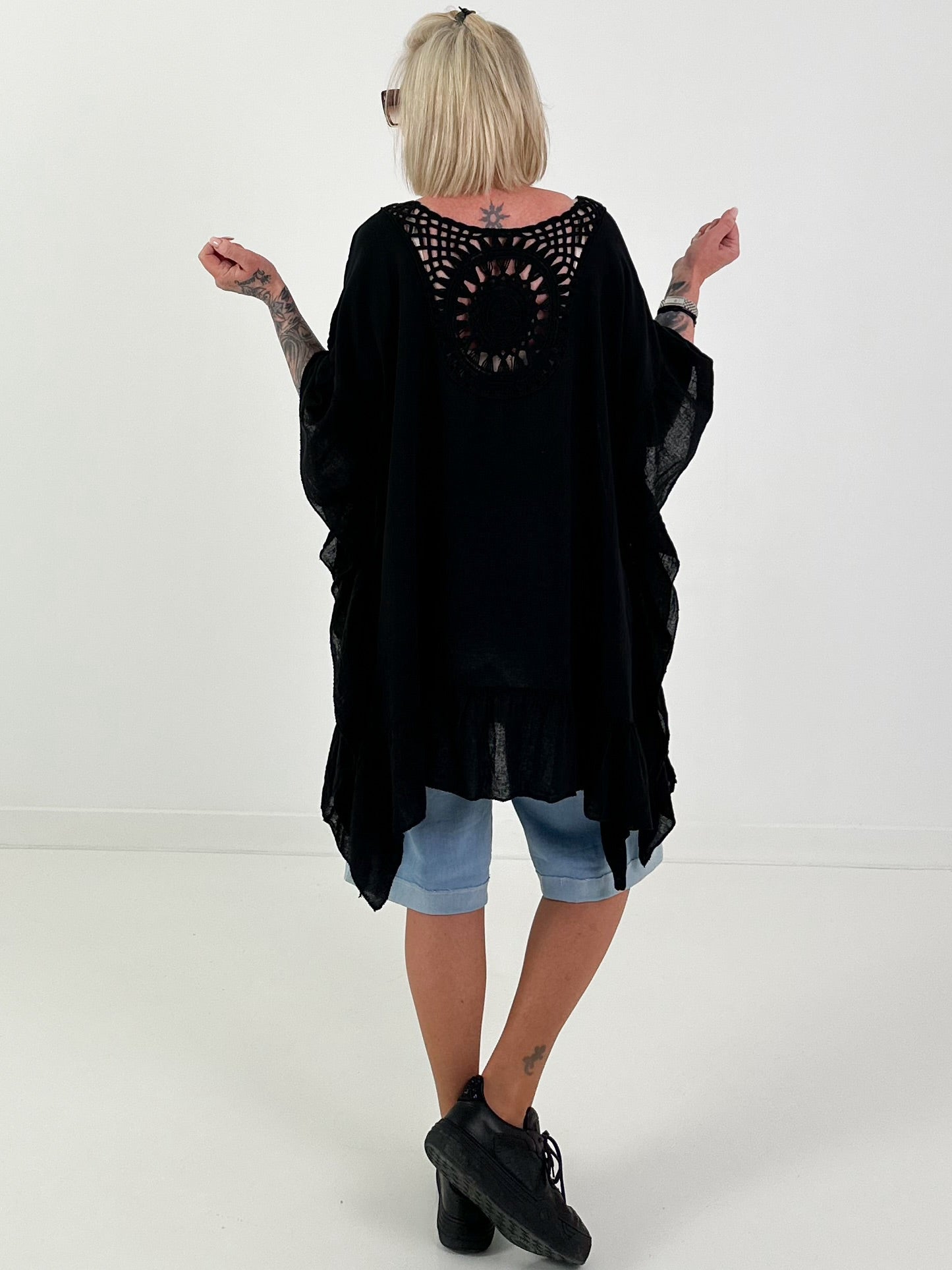 Tunic/dress with crocheted back - black