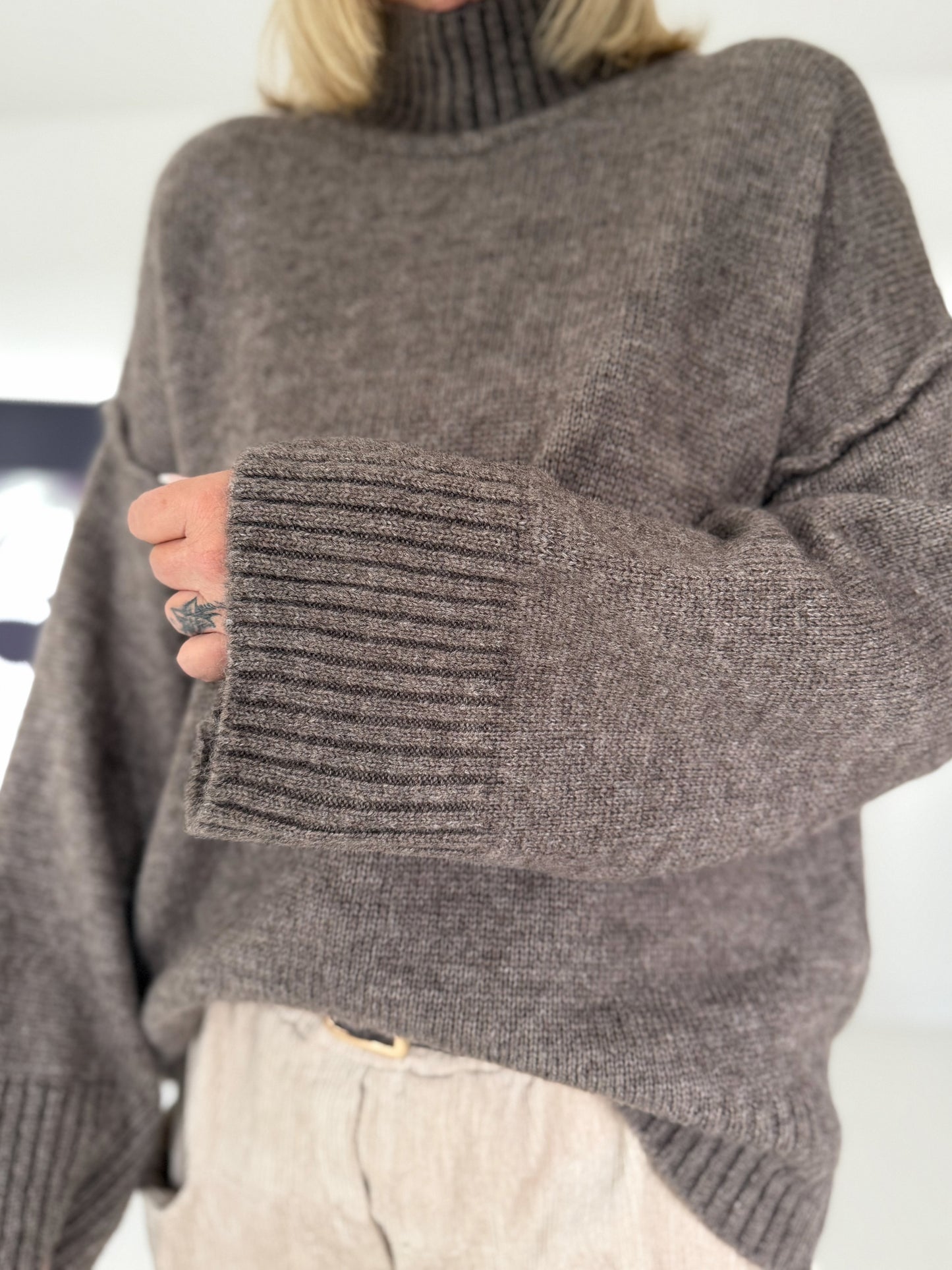 Kuscheliger Pullover - taupe