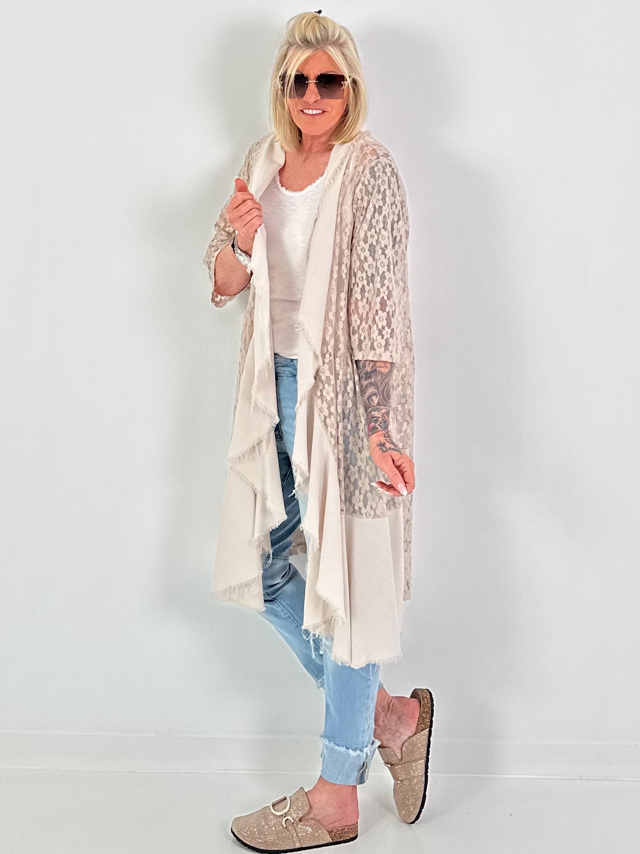 Lace coat in a material mix - beige